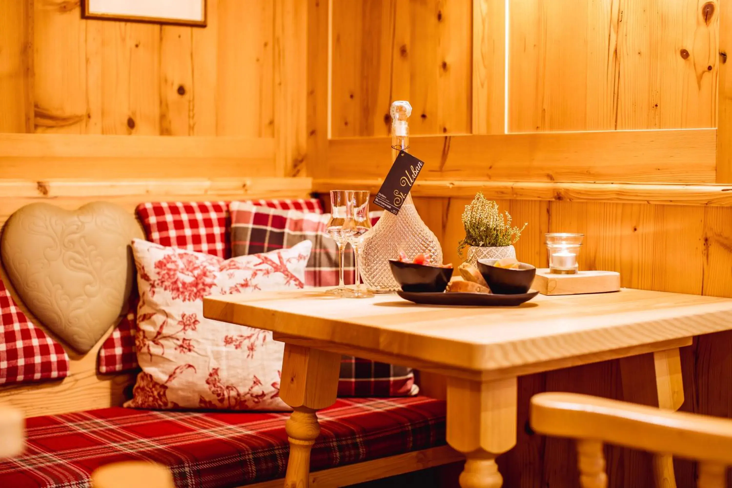 Lounge or bar in Landgasthof Hotel Gentner Lounge or bar in Landgasthof Hotel Gentner