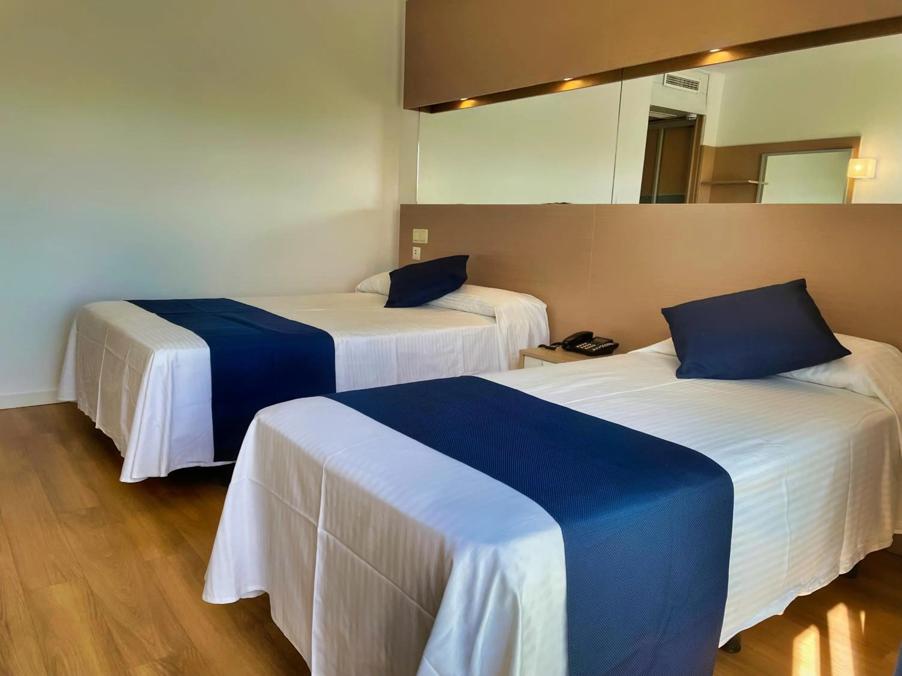 Bed in Hotel Villamarina Club