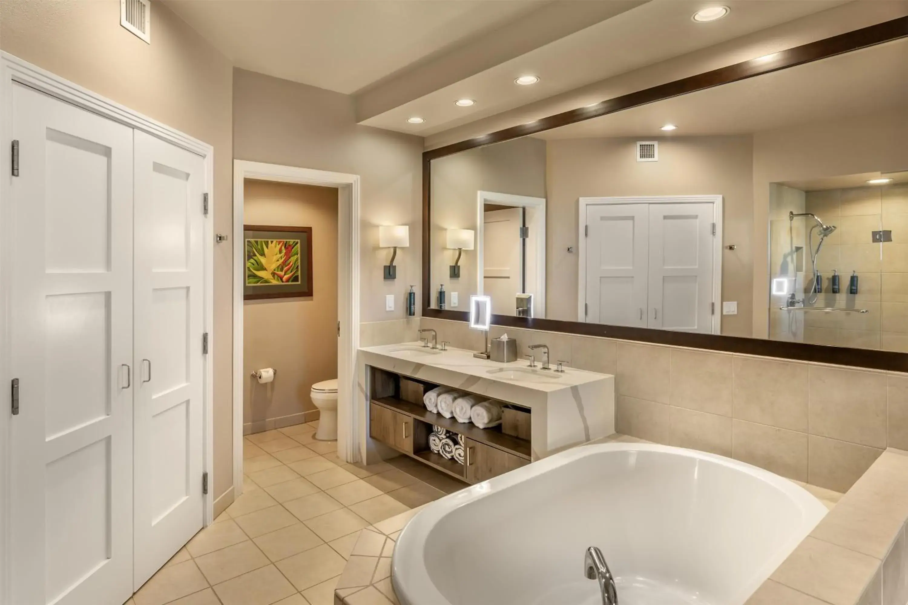 Bathroom in Hilton Grand Vacations Club Kohala Suites Waikoloa Bathroom in Hilton Grand Vacations Club Kohala Suites Waikoloa