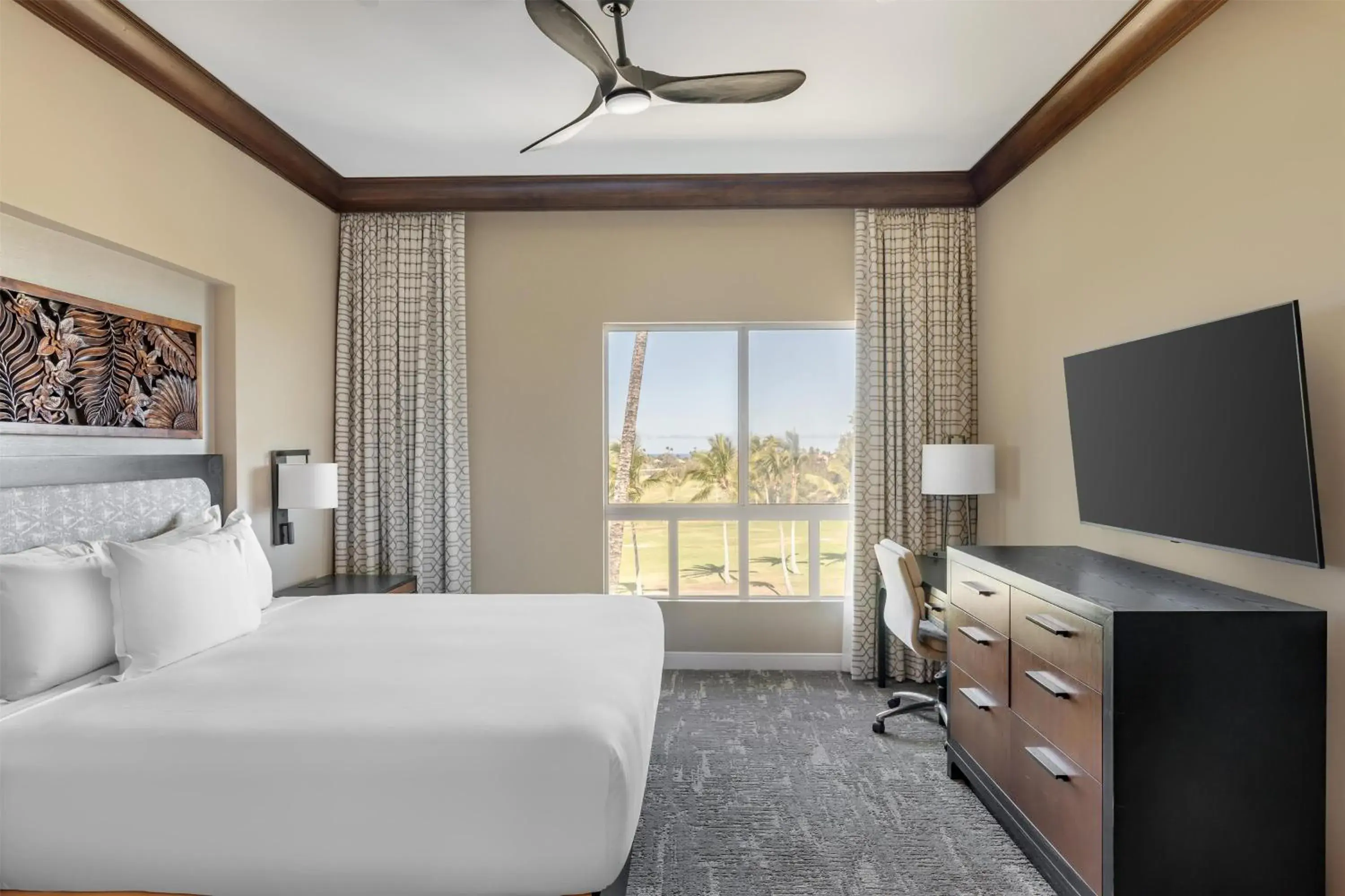 Bed in Hilton Grand Vacations Club Kohala Suites Waikoloa Bed in Hilton Grand Vacations Club Kohala Suites Waikoloa