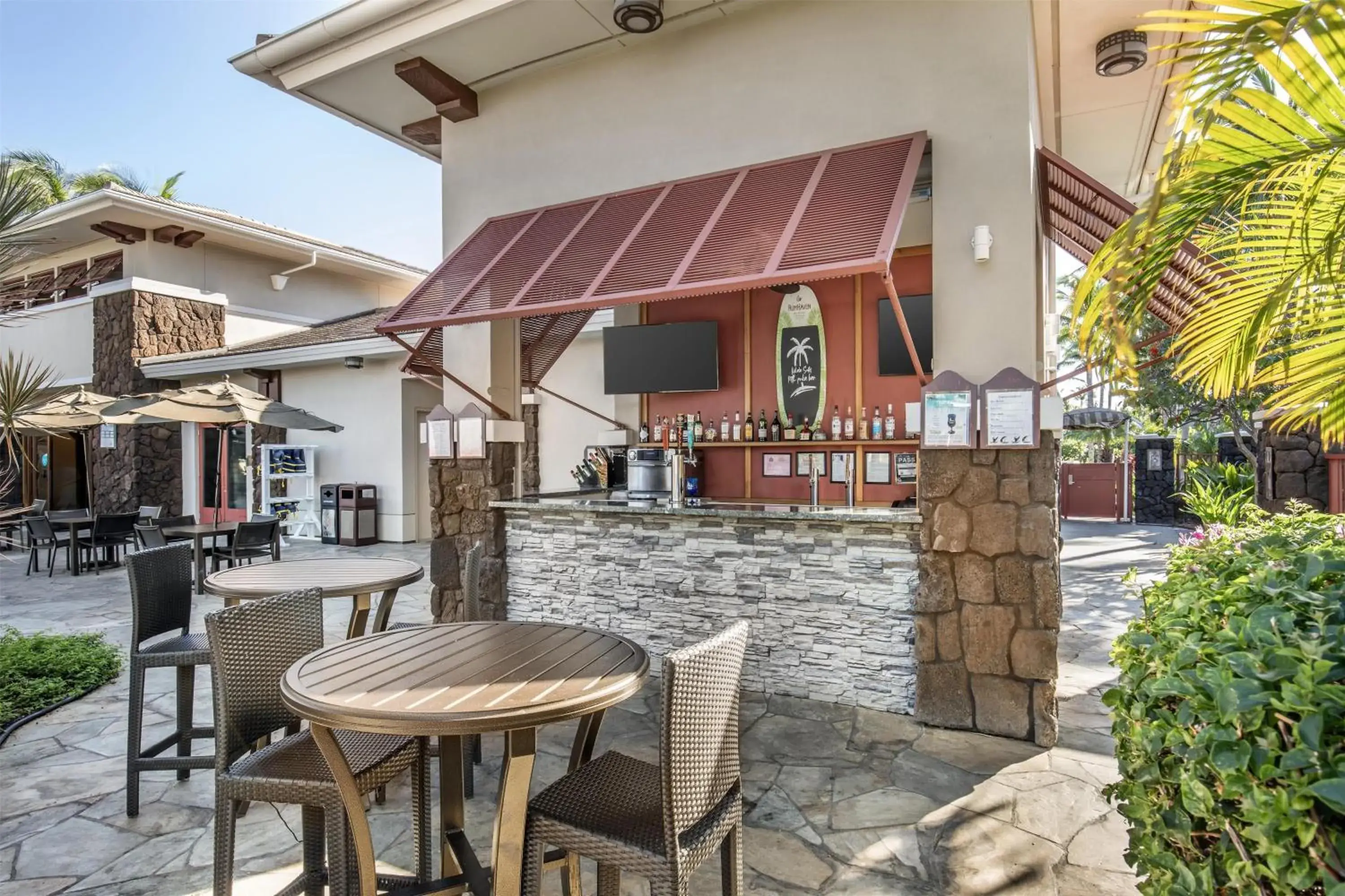 Lounge or bar in Hilton Grand Vacations Club Kohala Suites Waikoloa Lounge or bar in Hilton Grand Vacations Club Kohala Suites Waikoloa