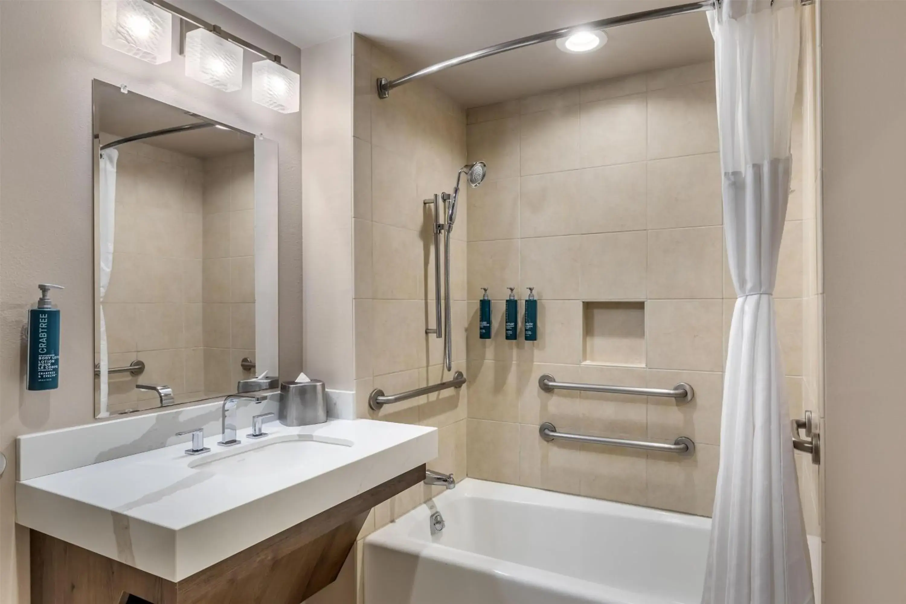 Bathroom in Hilton Grand Vacations Club Kohala Suites Waikoloa Bathroom in Hilton Grand Vacations Club Kohala Suites Waikoloa