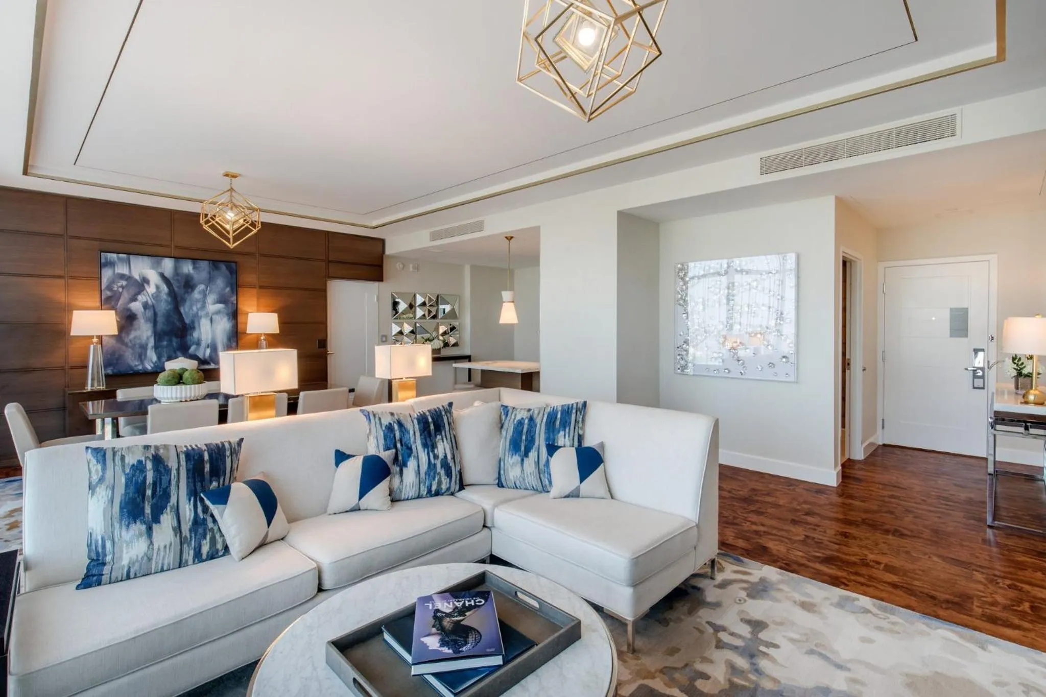 Photo of the whole room in Omni Frisco at The Star