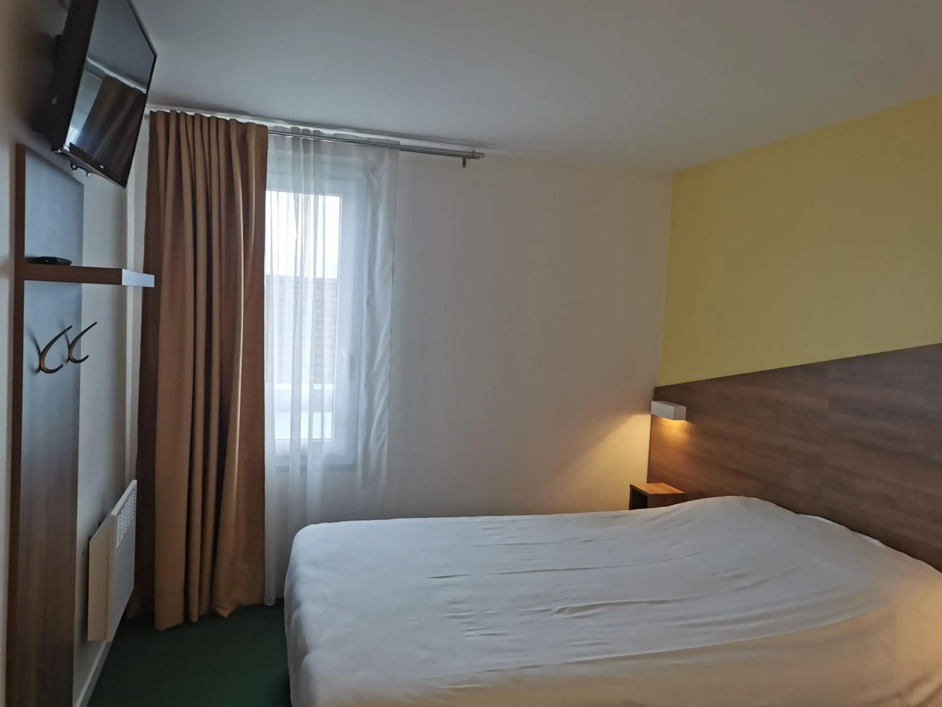 Double Room in FASTHOTEL PARIS OUEST BOUAFLE Double Room in FASTHOTEL PARIS OUEST BOUAFLE