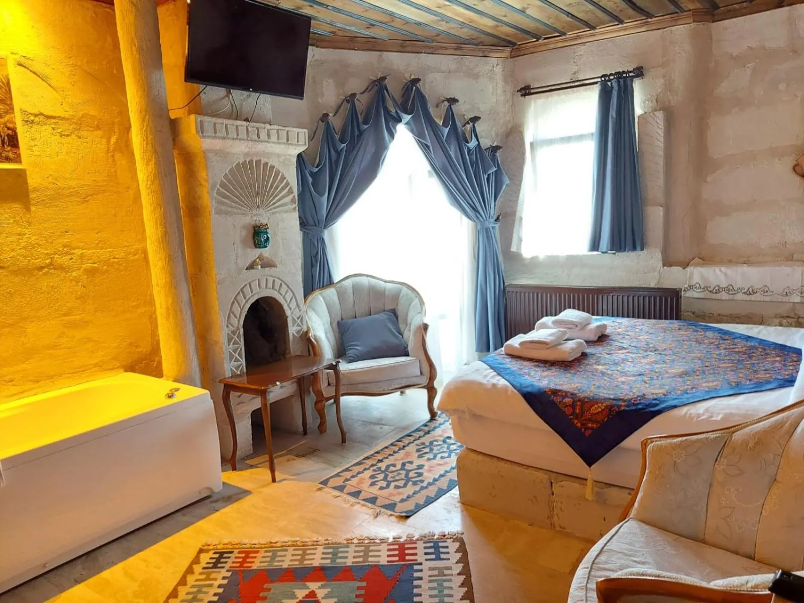 Bed in Duru Cappadocia Stone House