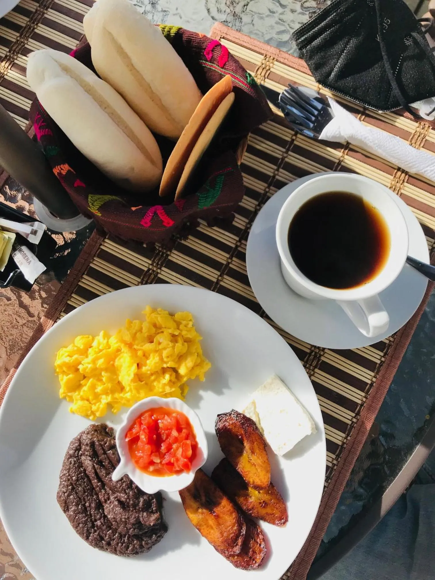 Breakfast in Luna Maya Antigua