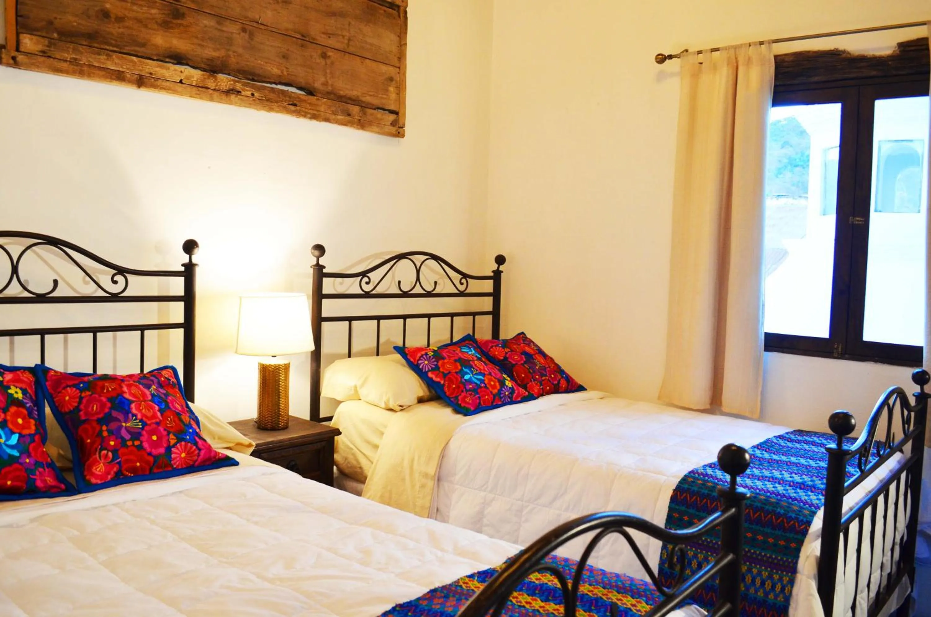 Bed in Luna Maya Antigua