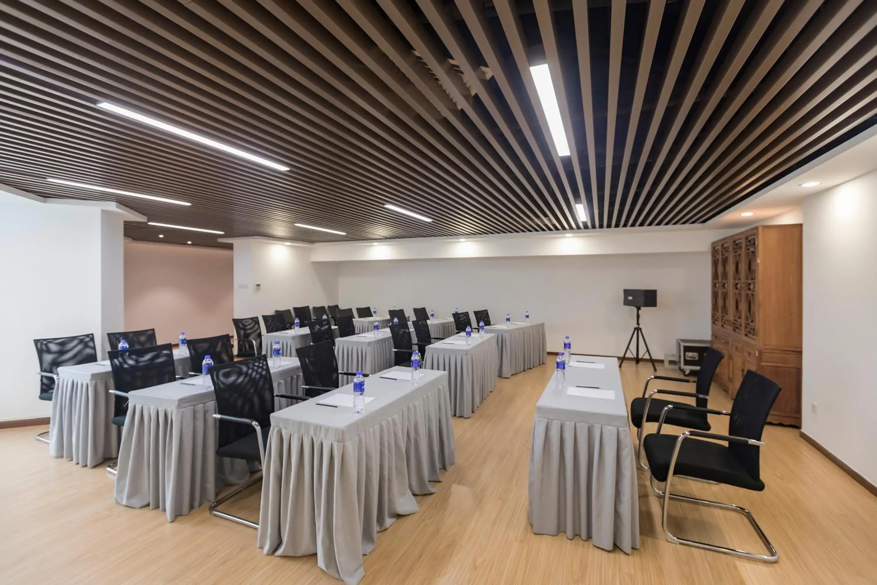 Meeting/conference room in Springdale Serviced Residence Guangzhou