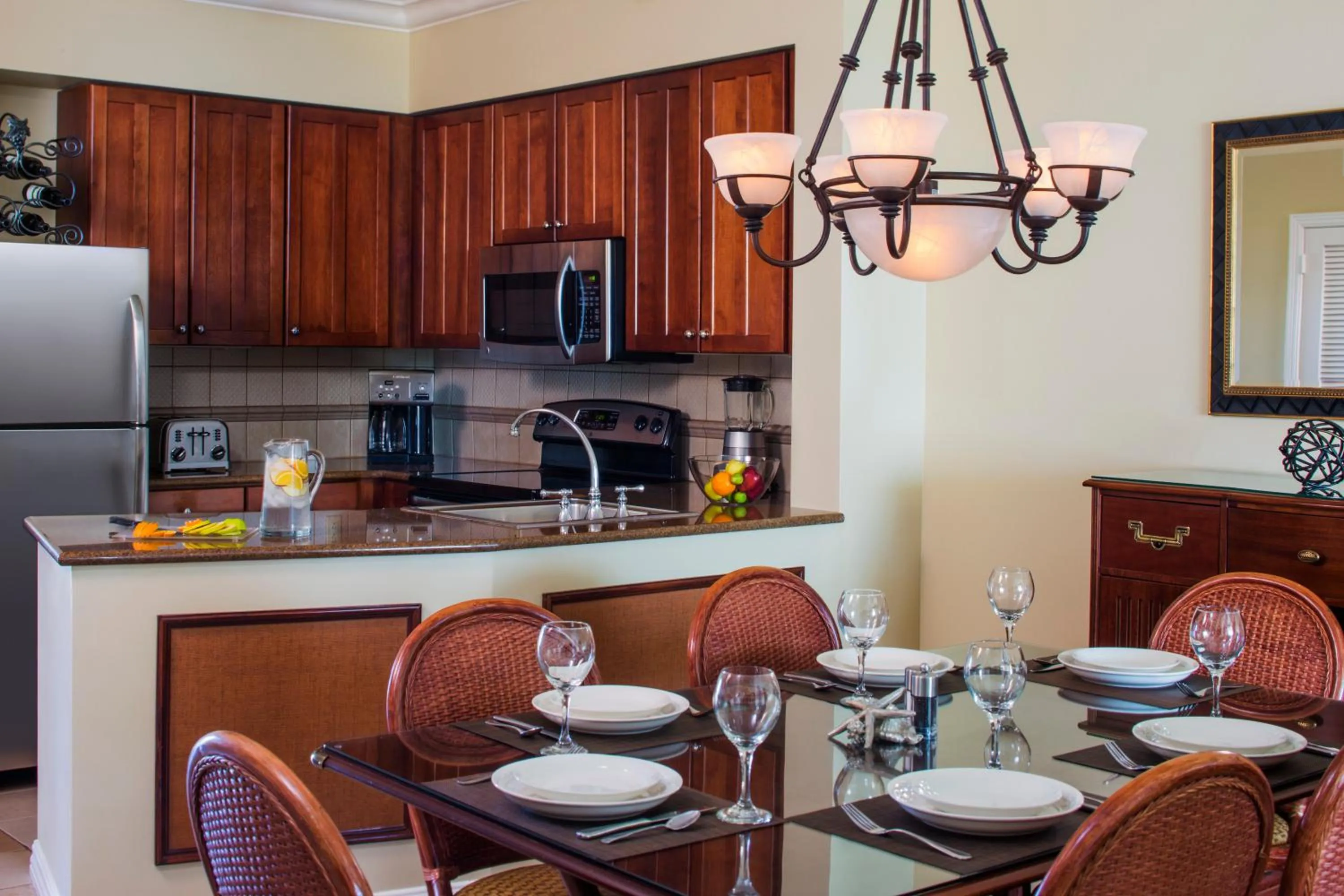 Kitchen or kitchenette in Hyatt Vacation Club at Windward Pointe