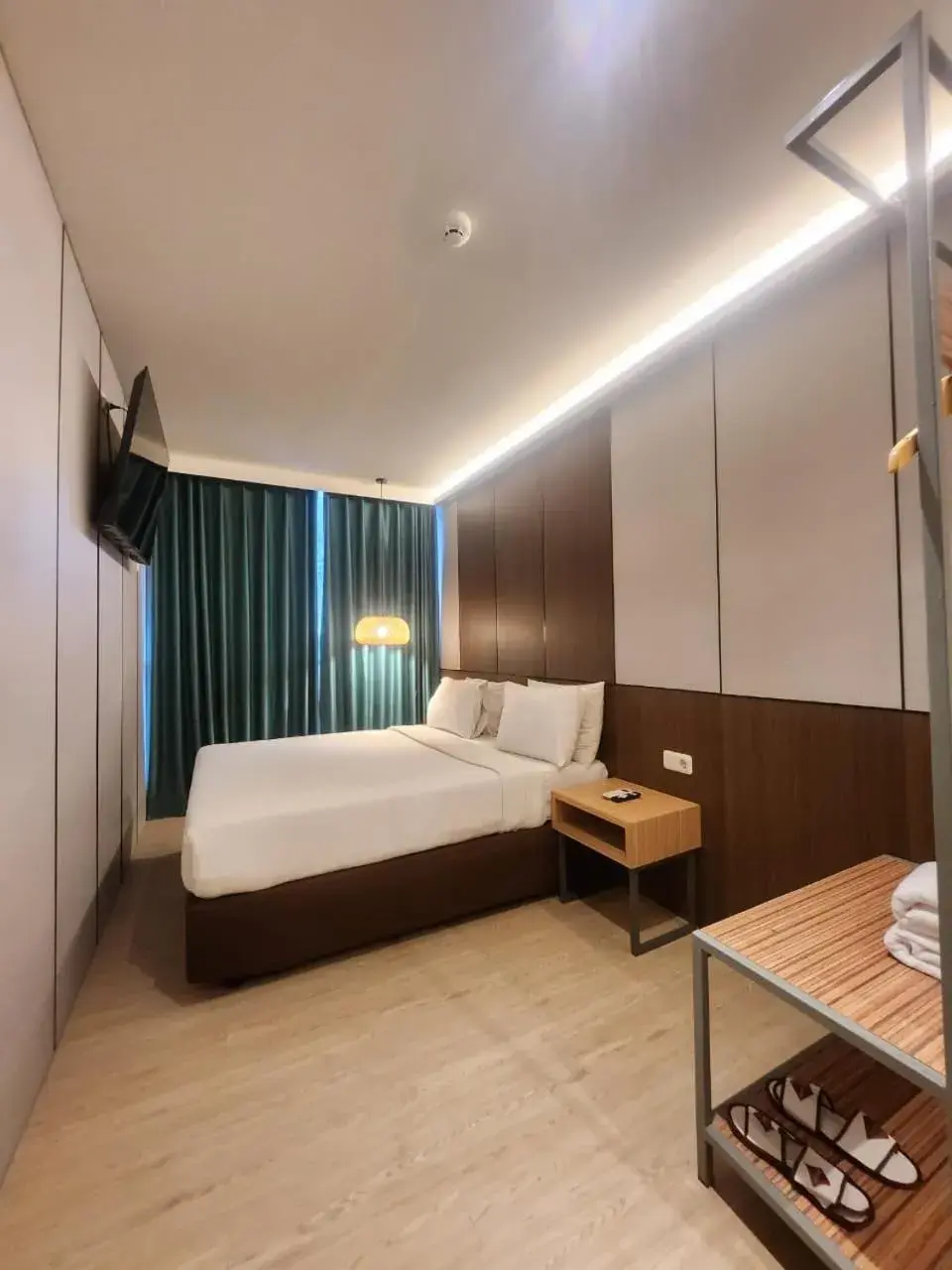 HOTEL PANTES SIMPANG LIMA SEMARANG HOTEL PANTES SIMPANG LIMA SEMARANG