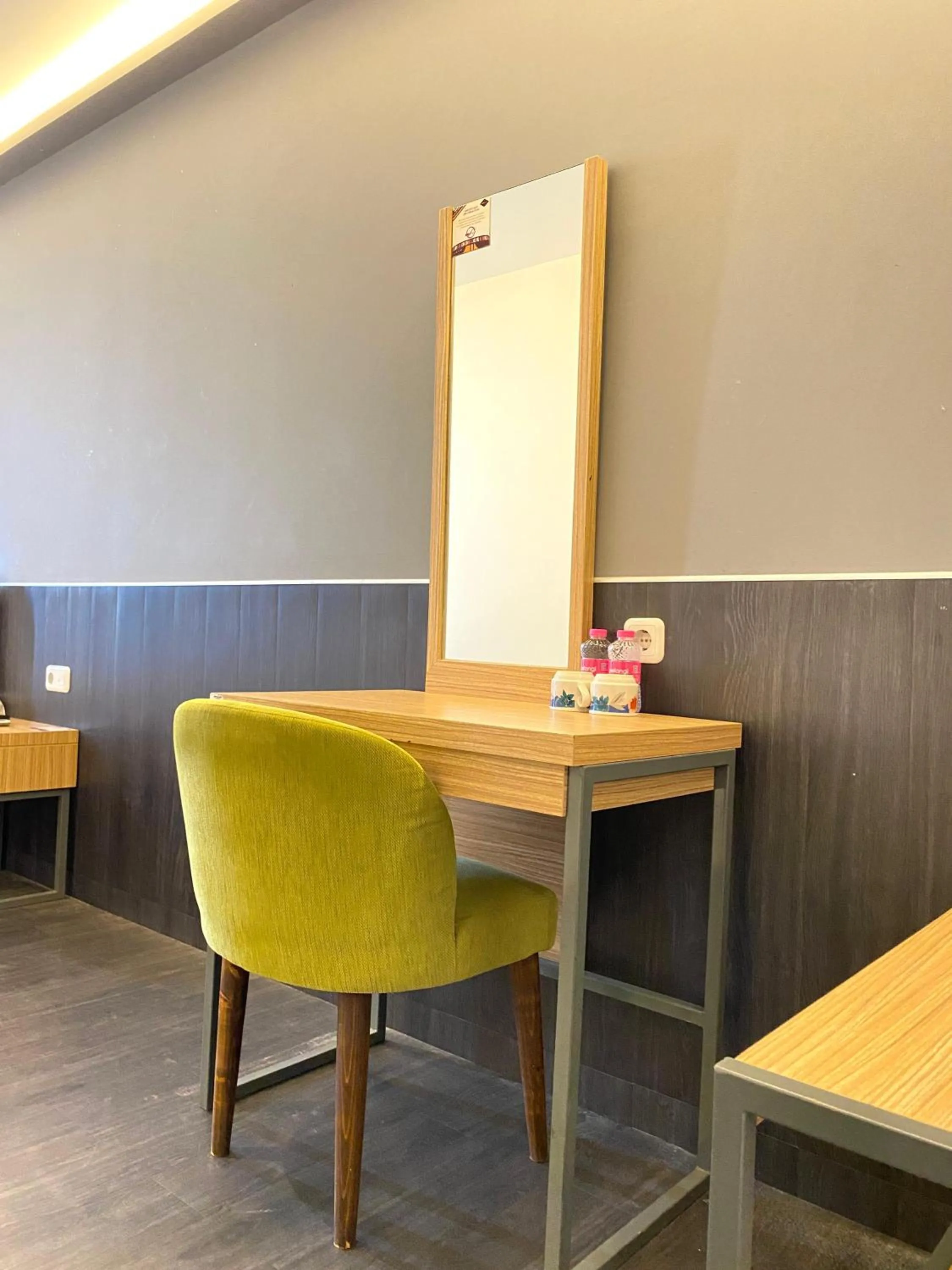 HOTEL PANTES SIMPANG LIMA SEMARANG