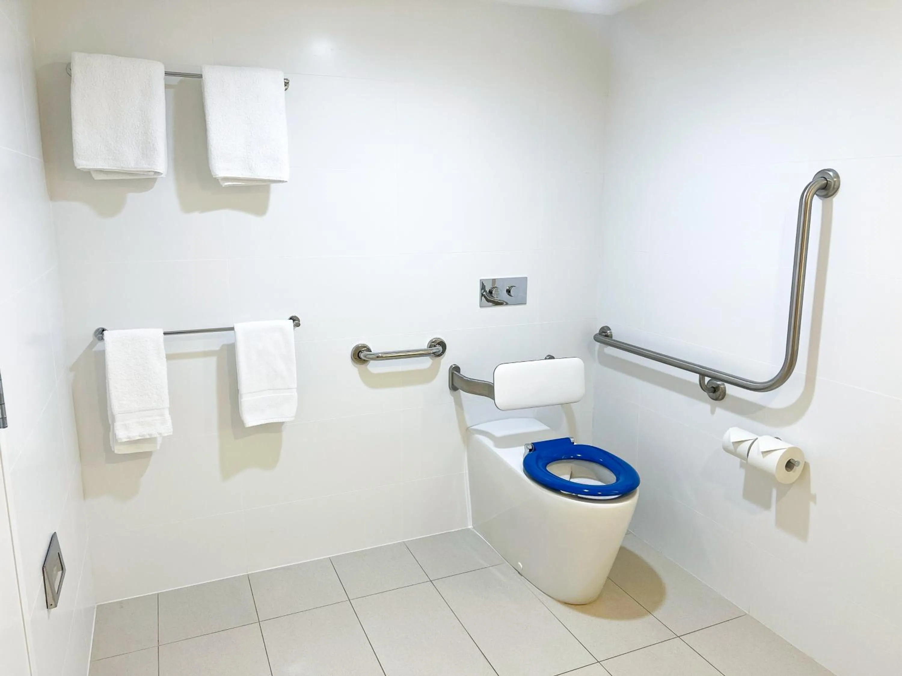 acessibility in The Gem Hotel