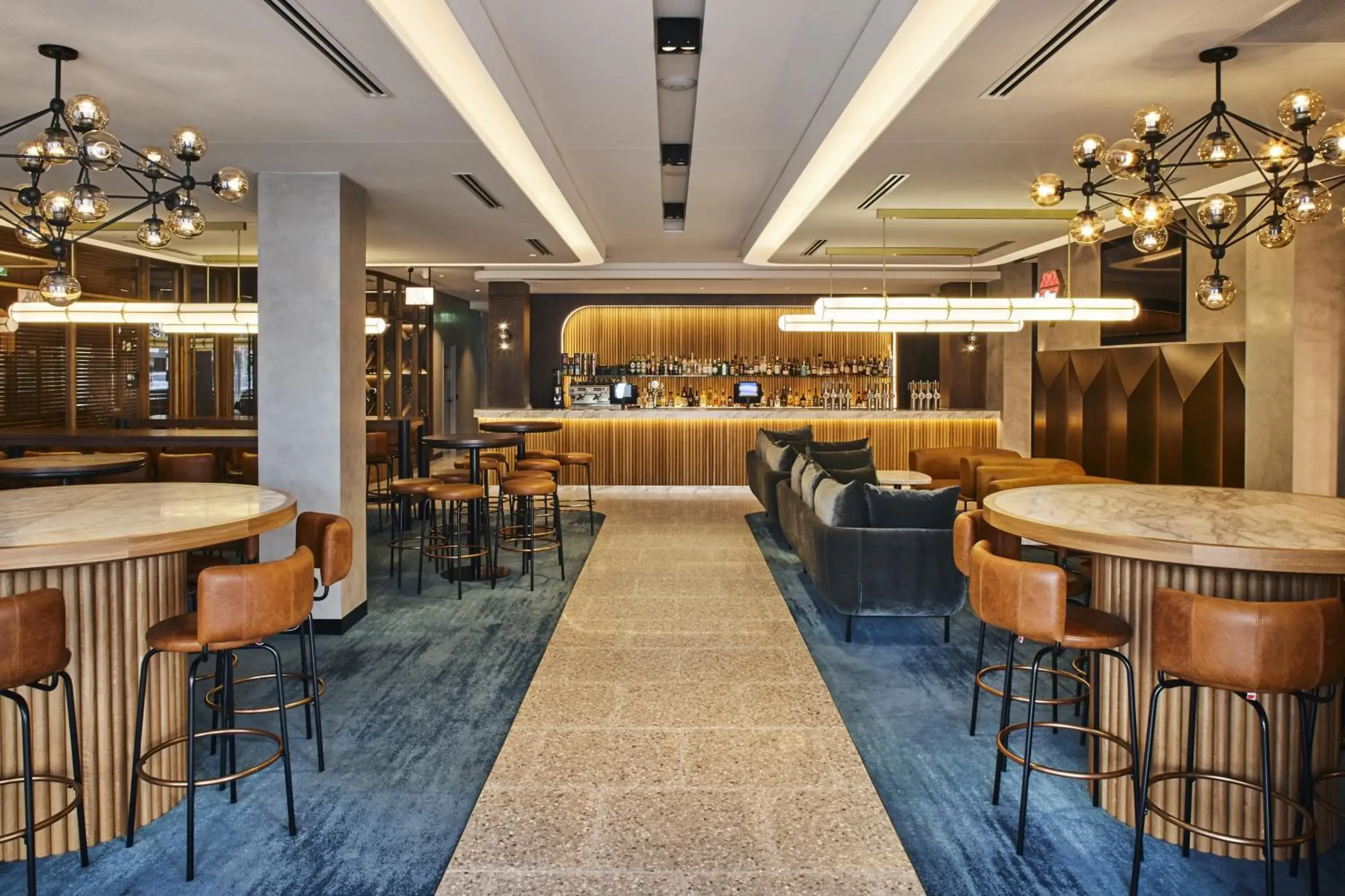 Lounge or bar in The Gem Hotel Lounge or bar in The Gem Hotel