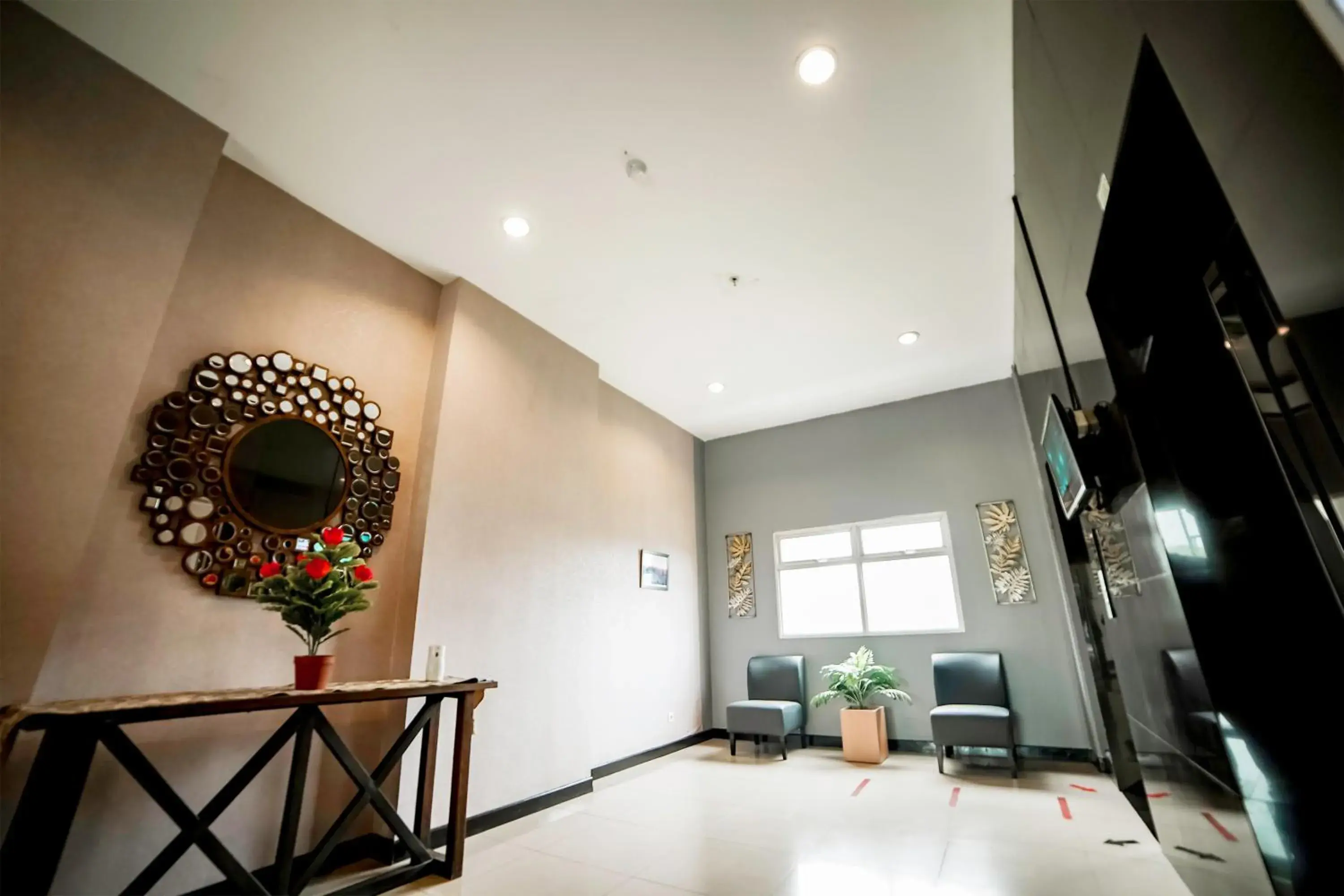 Lobby or reception in Apartemen Gunung Putri Square by Sirooms Lobby or reception in Apartemen Gunung Putri Square by Sirooms