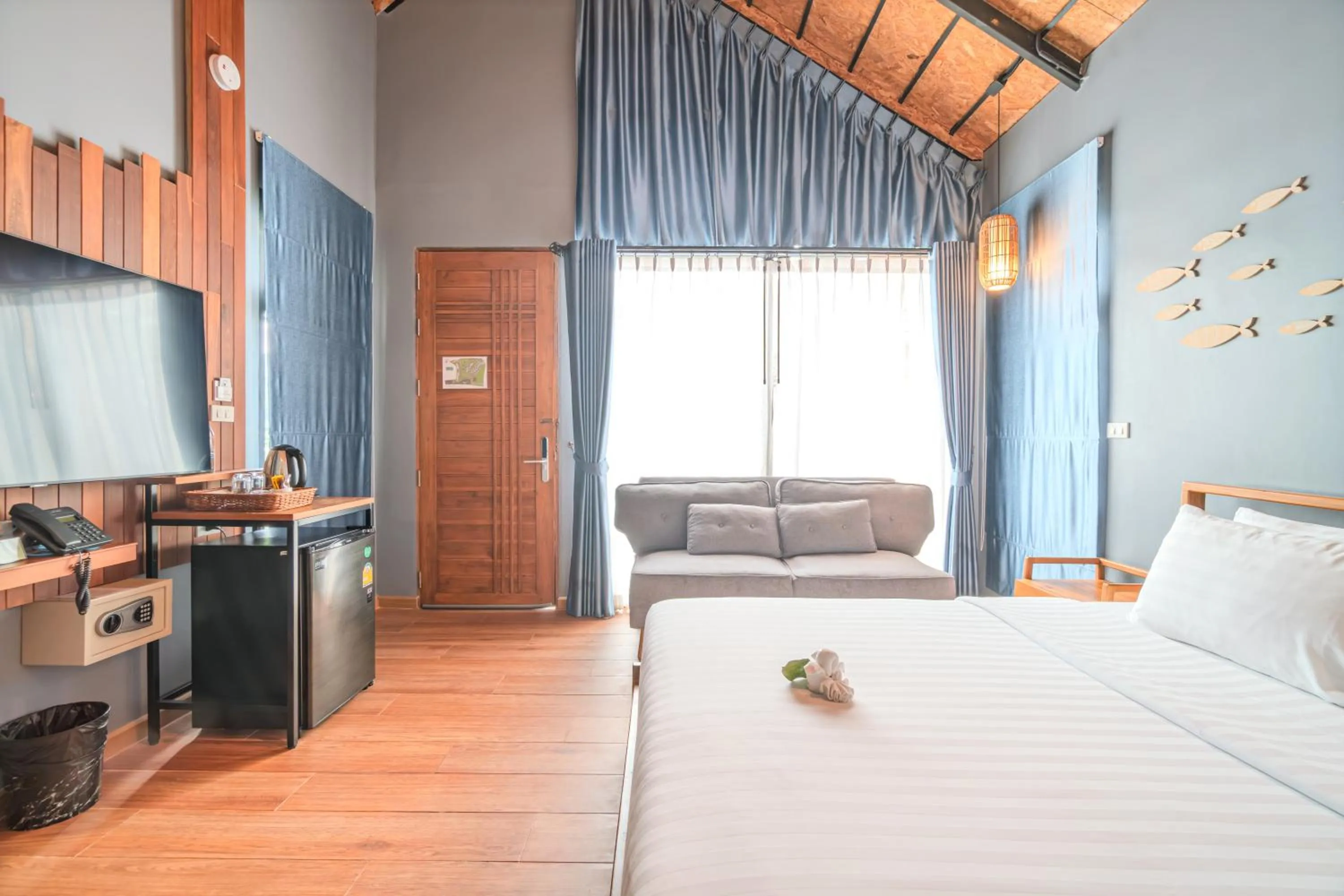 Bed in The Tree Riverside Resort Kaeng Krachan