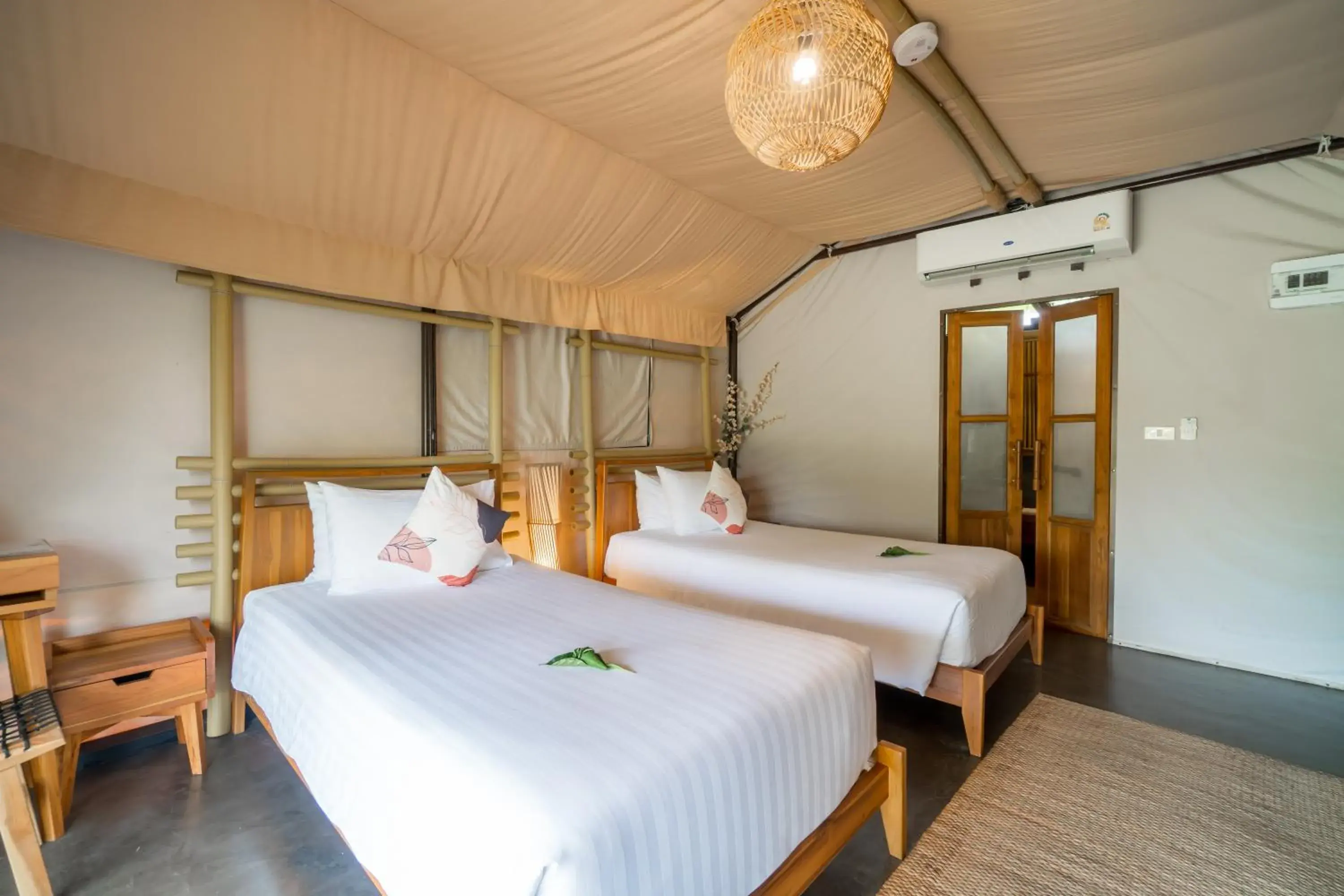 Bed in The Tree Riverside Resort Kaeng Krachan Bed in The Tree Riverside Resort Kaeng Krachan