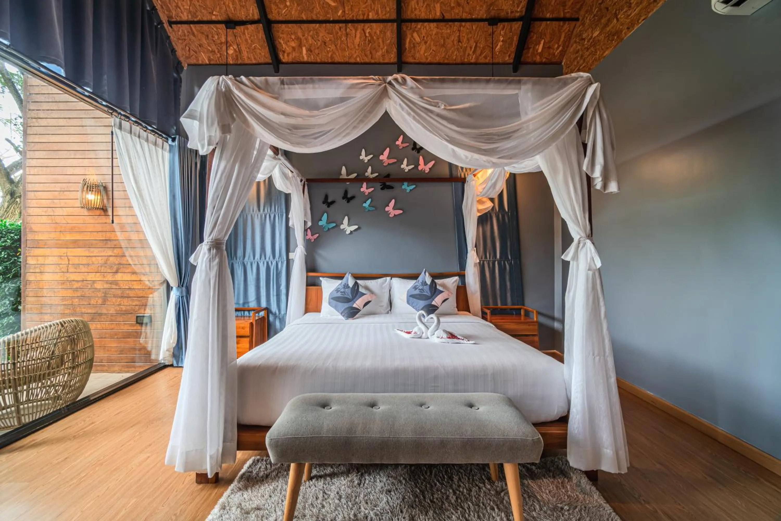 Bed in The Tree Riverside Resort Kaeng Krachan