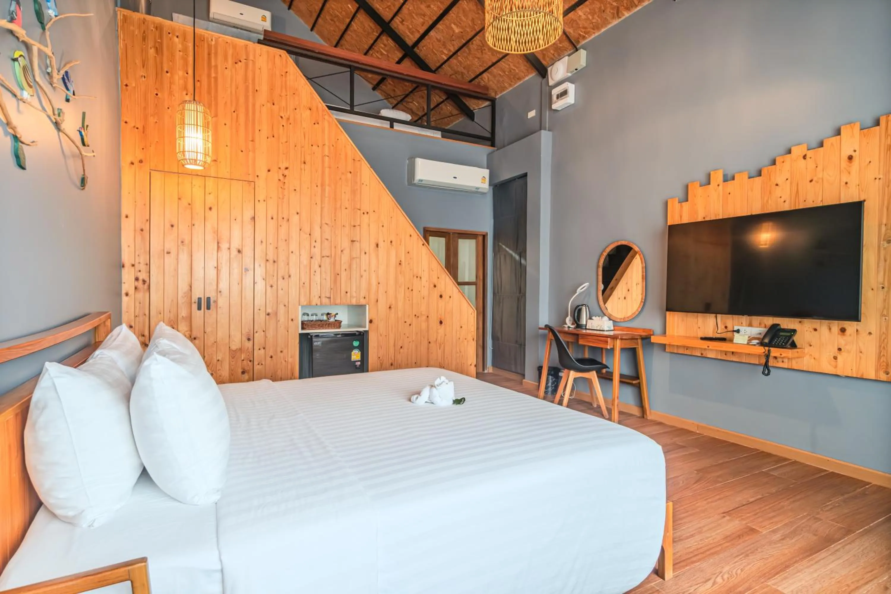 Bed in The Tree Riverside Resort Kaeng Krachan