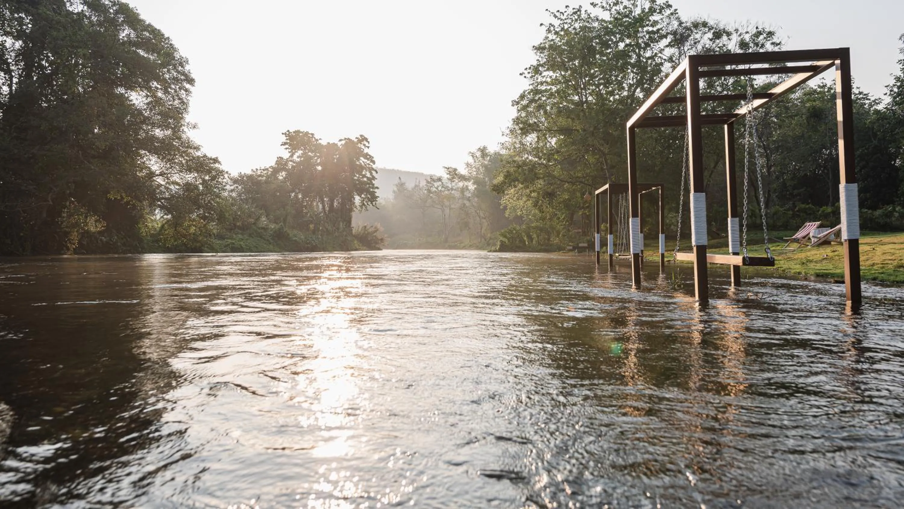 The Tree Riverside Resort Kaeng Krachan