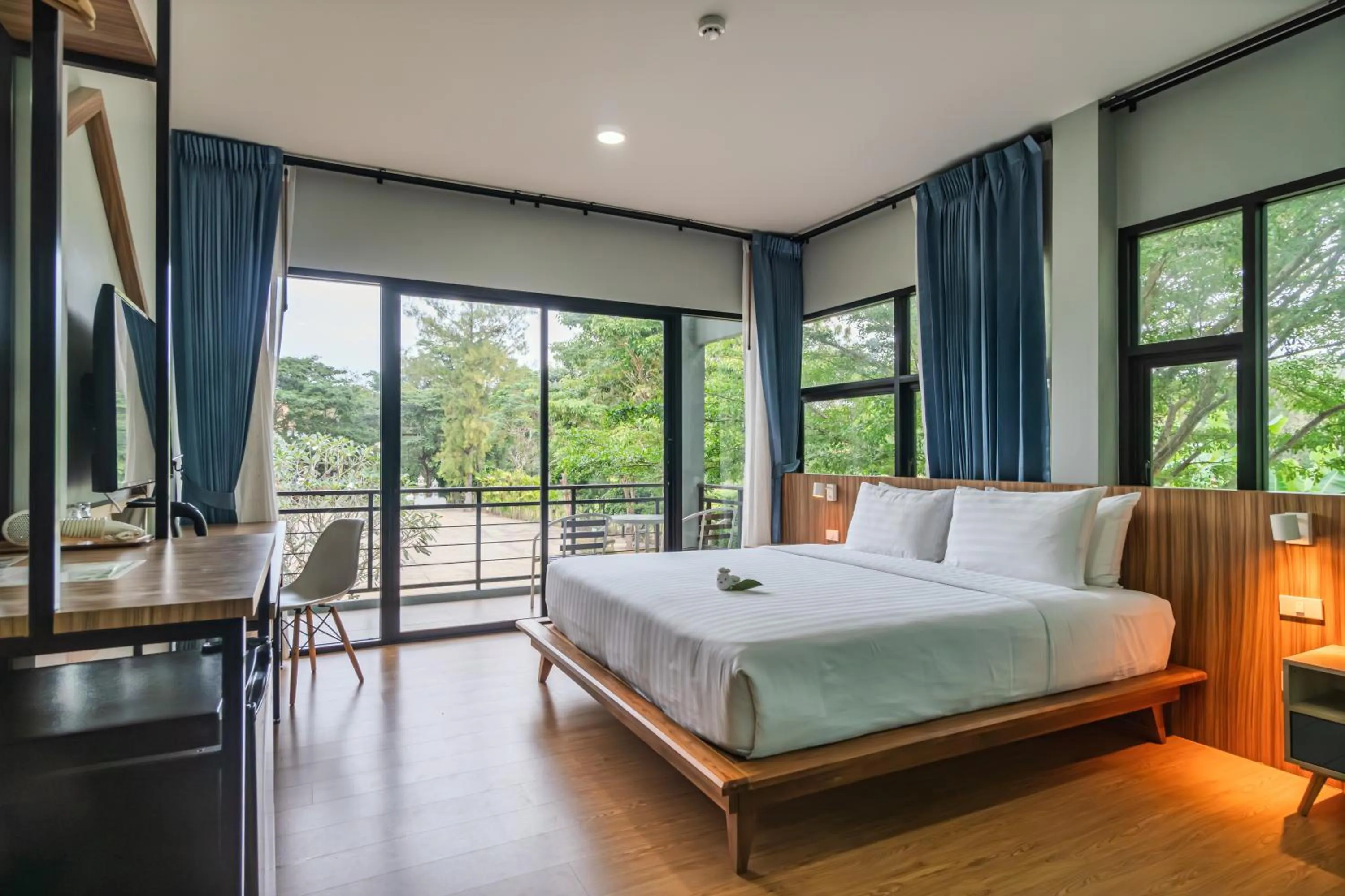 Bed in The Tree Riverside Resort Kaeng Krachan