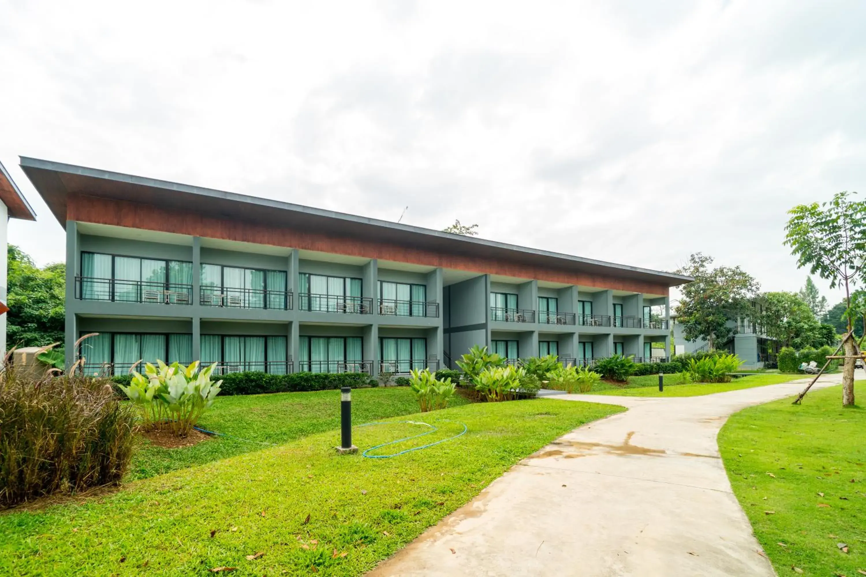 Property building in The Tree Riverside Resort Kaeng Krachan Property building in The Tree Riverside Resort Kaeng Krachan