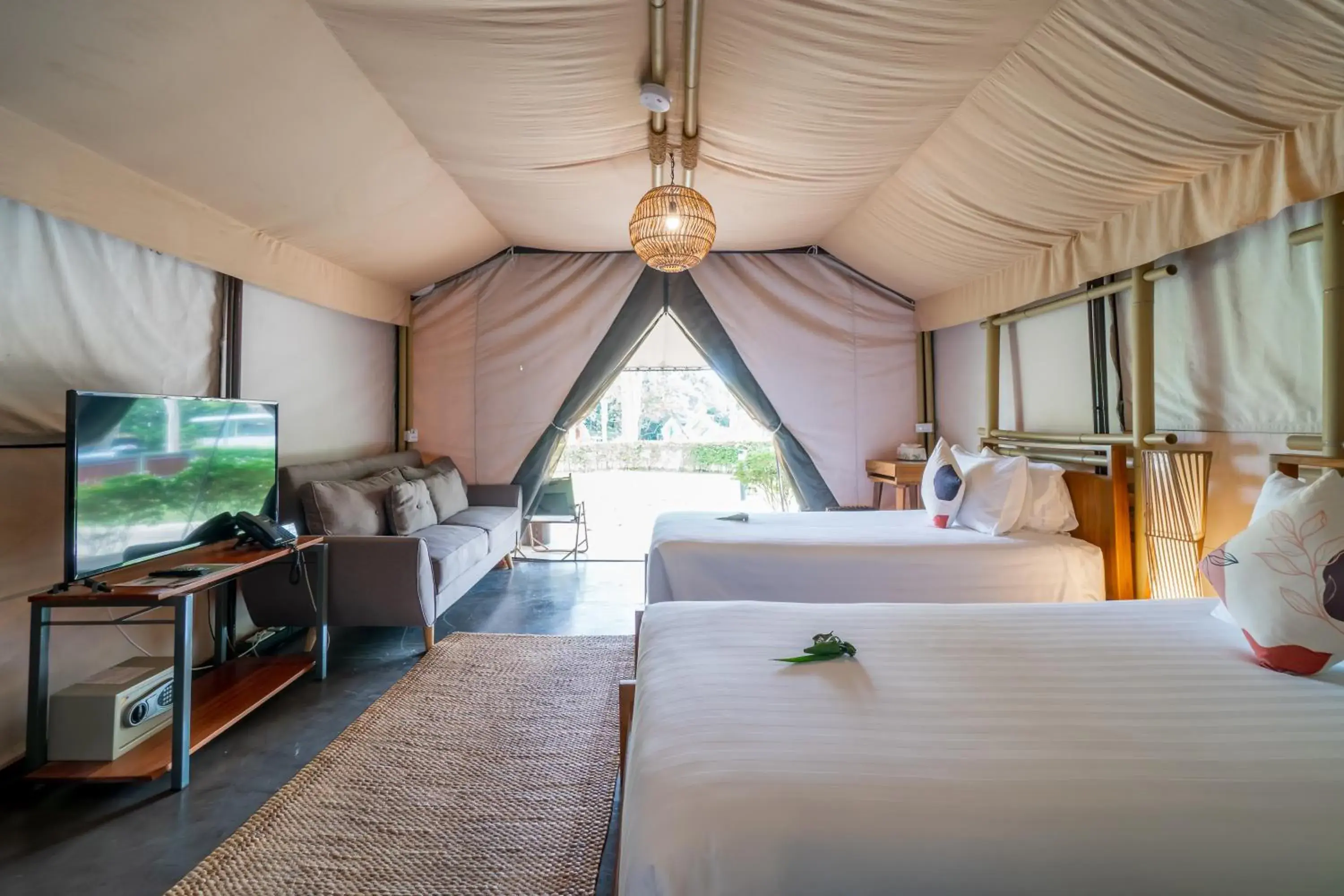 Bed in The Tree Riverside Resort Kaeng Krachan Bed in The Tree Riverside Resort Kaeng Krachan