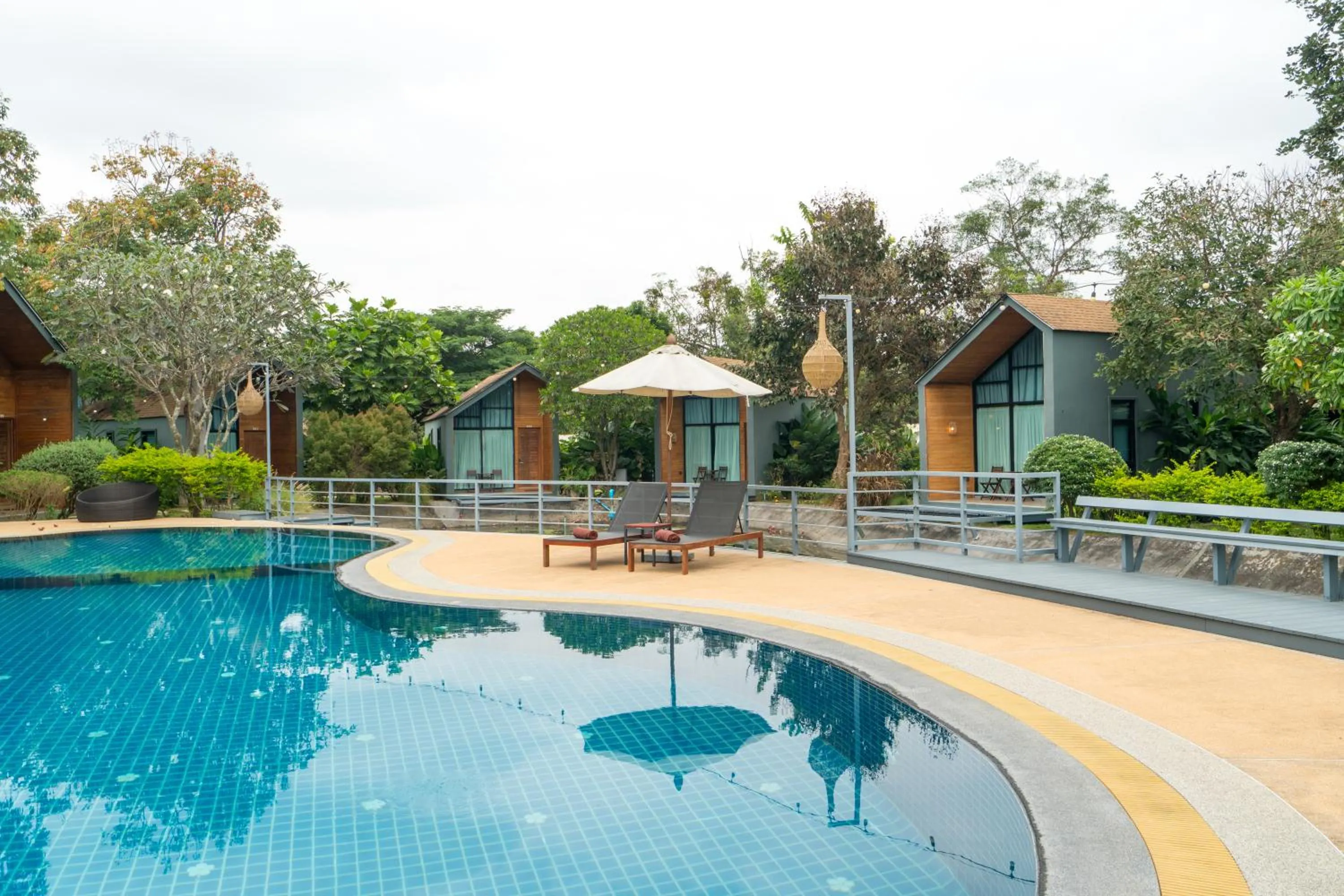 The Tree Riverside Resort Kaeng Krachan