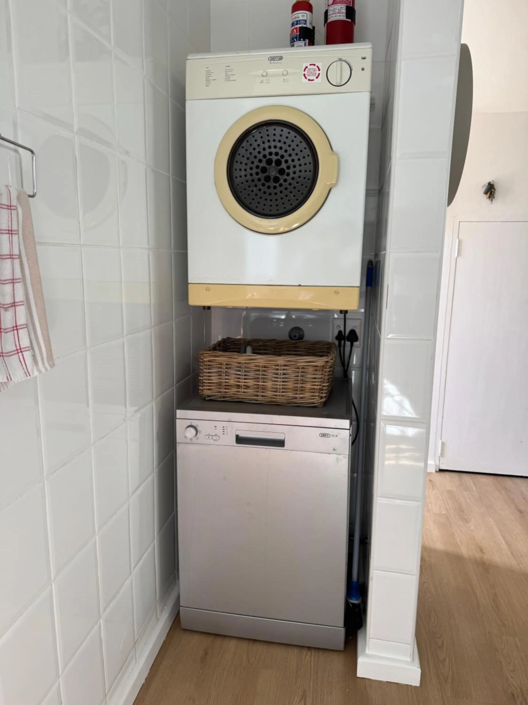 dishwasher in Tides End