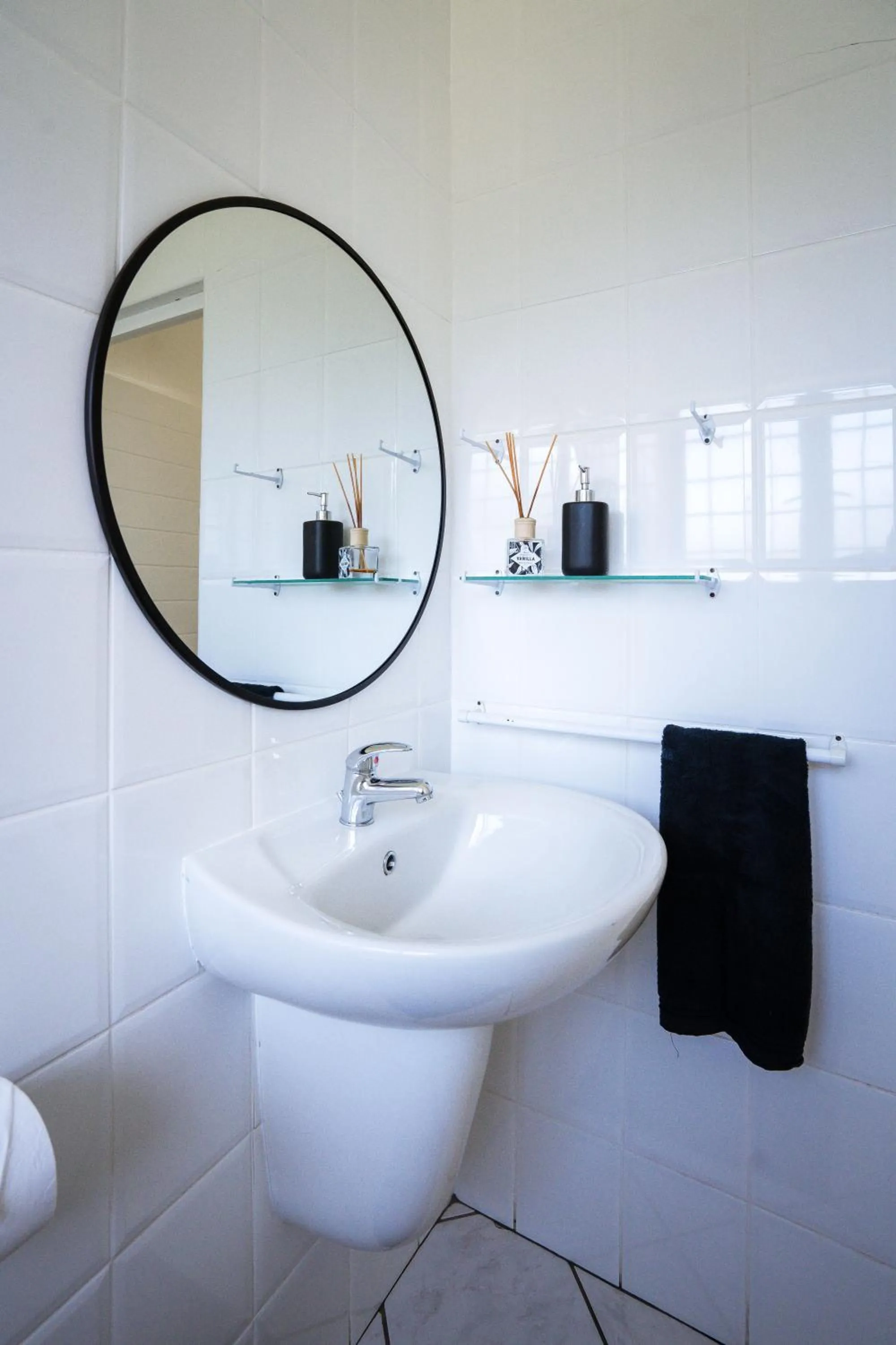 Toilet in Tides End