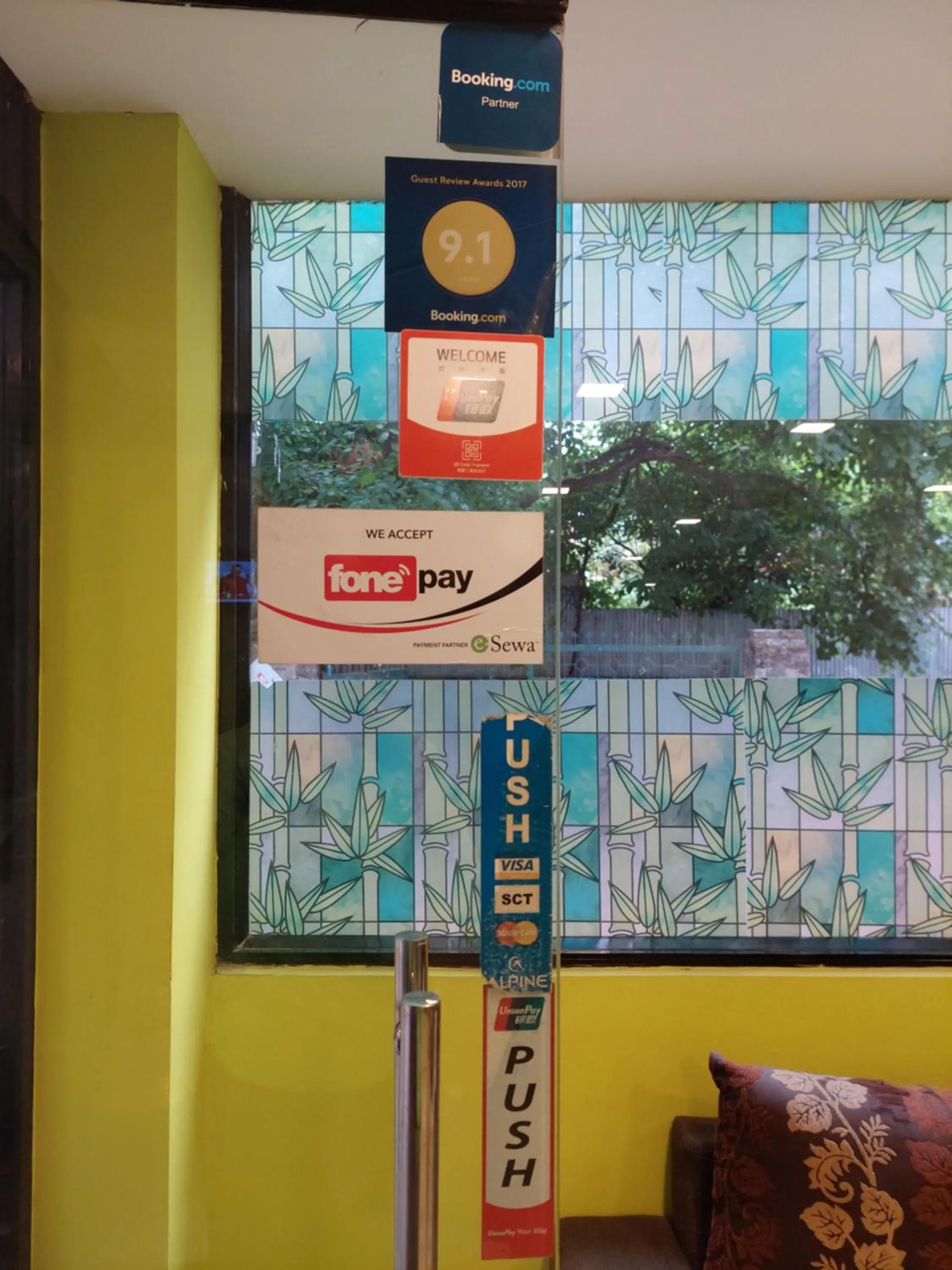 Logo/Certificate/Sign in New Hotel Panda