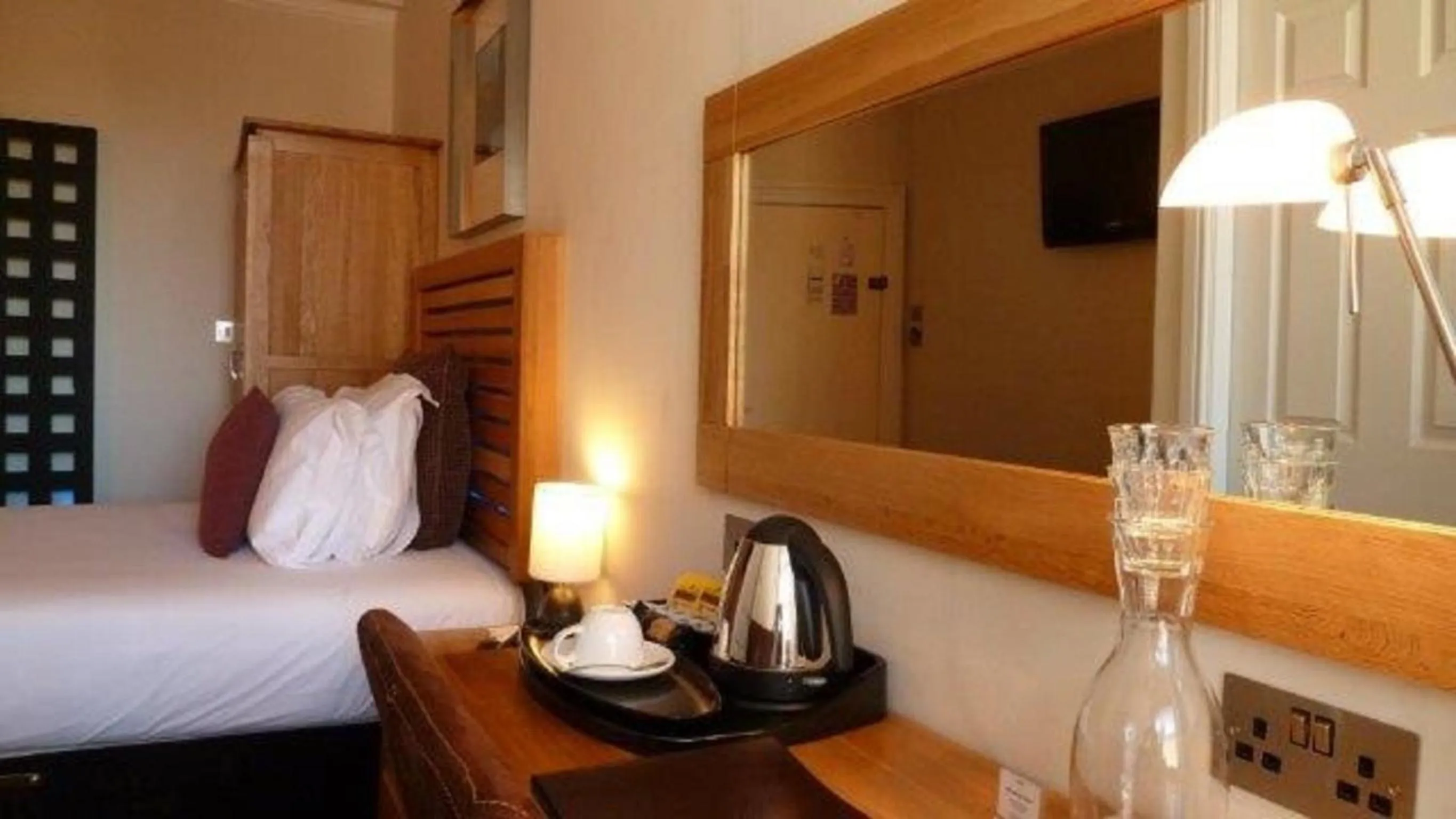 Bed in The Frenchgate Hotel