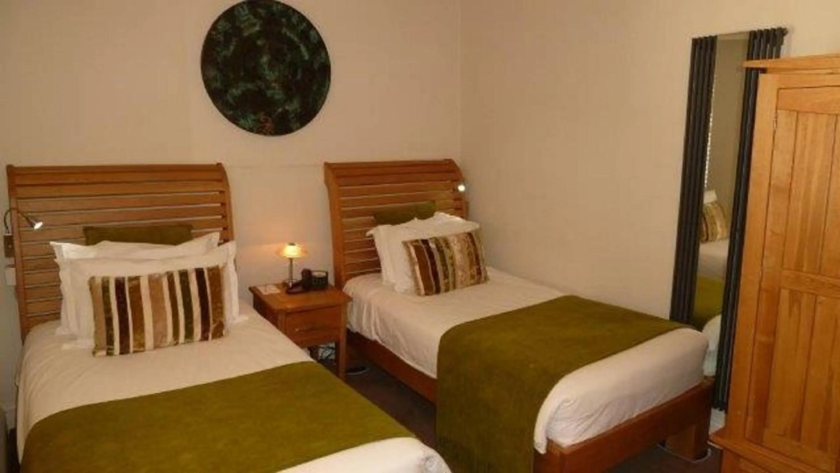 Bed in The Frenchgate Hotel