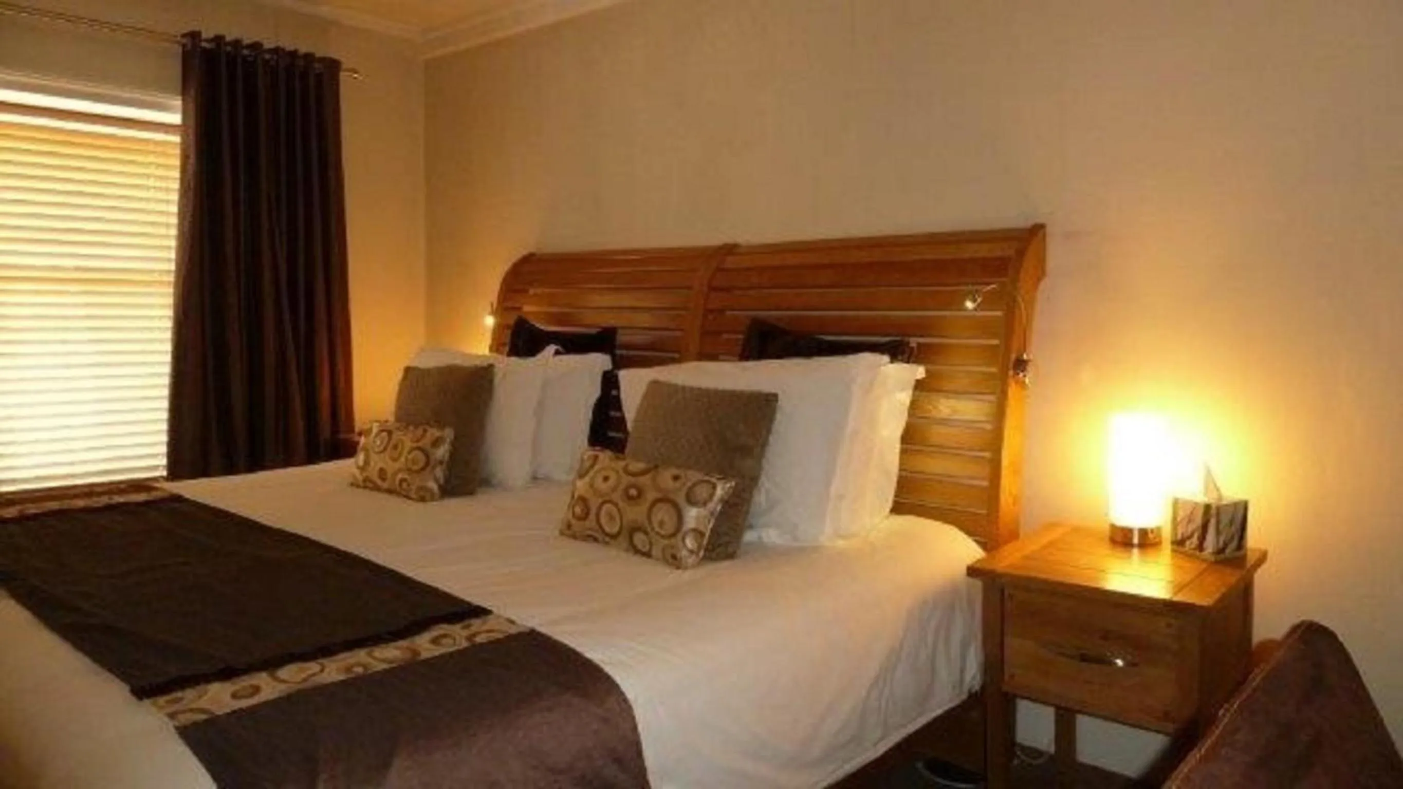Bed in The Frenchgate Hotel