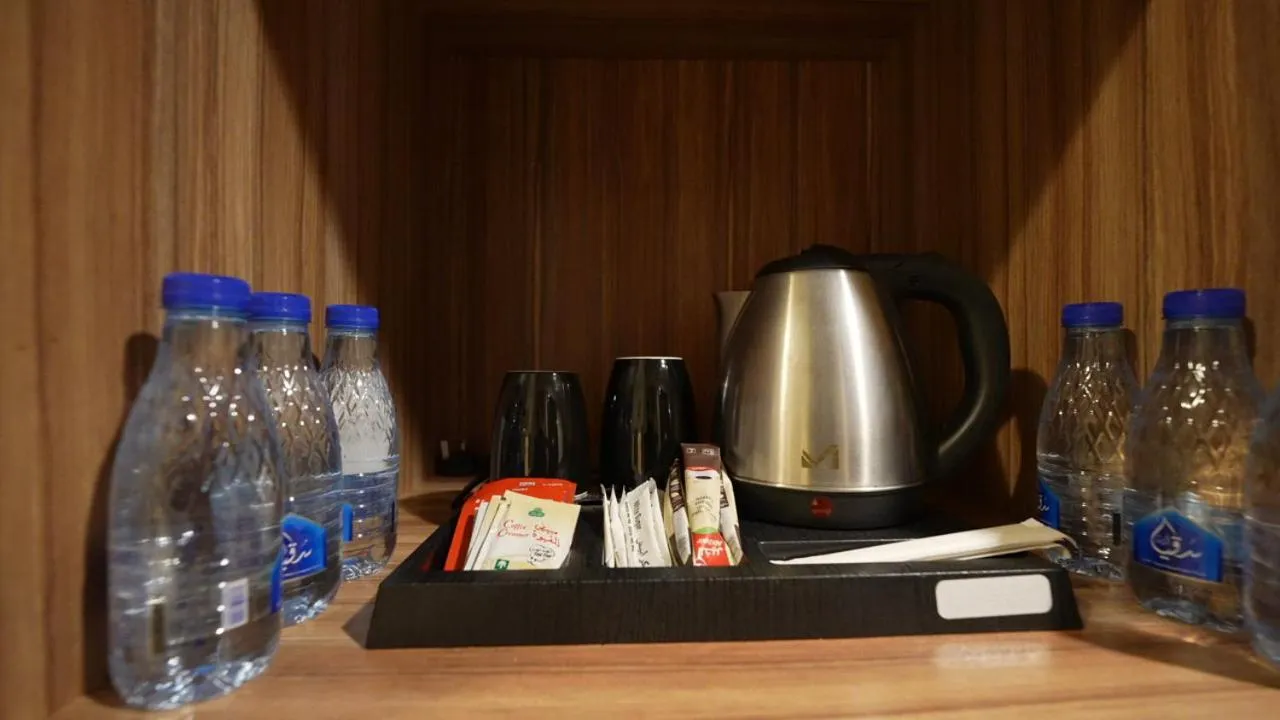 Coffee/tea facilities in ASTONEAST TAIBA HOTEL Ex Artal Al Alami