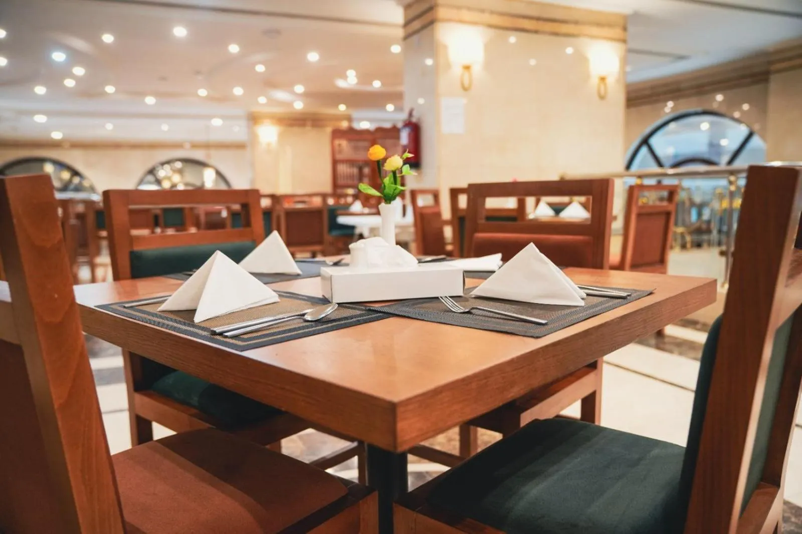 Restaurant/places to eat in ASTONEAST TAIBA HOTEL Ex Artal Al Alami