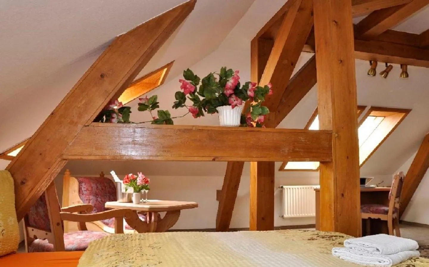 Photo of the whole room, Bed in Gasthof zur Schweiz