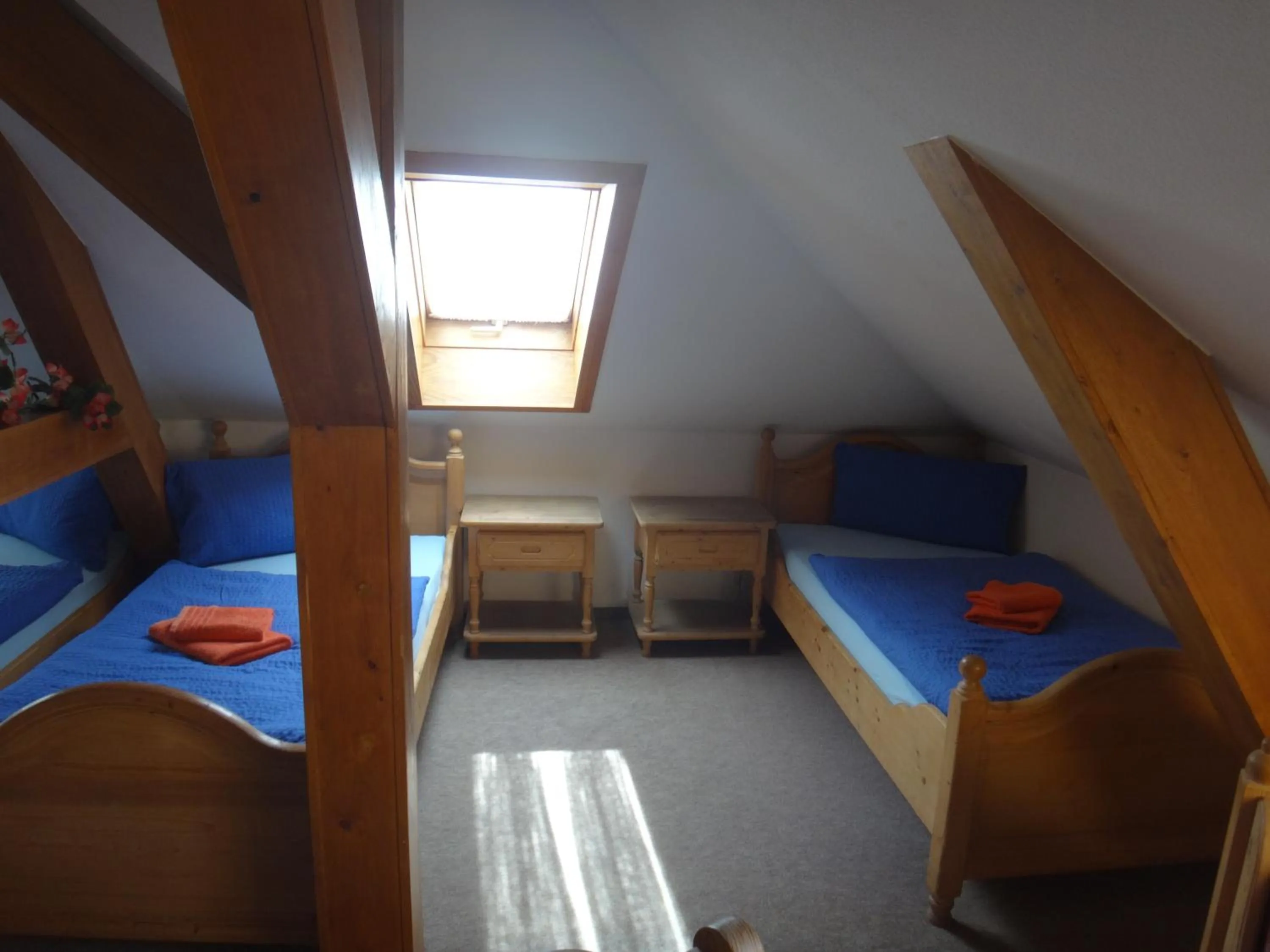 Photo of the whole room, Bed in Gasthof zur Schweiz