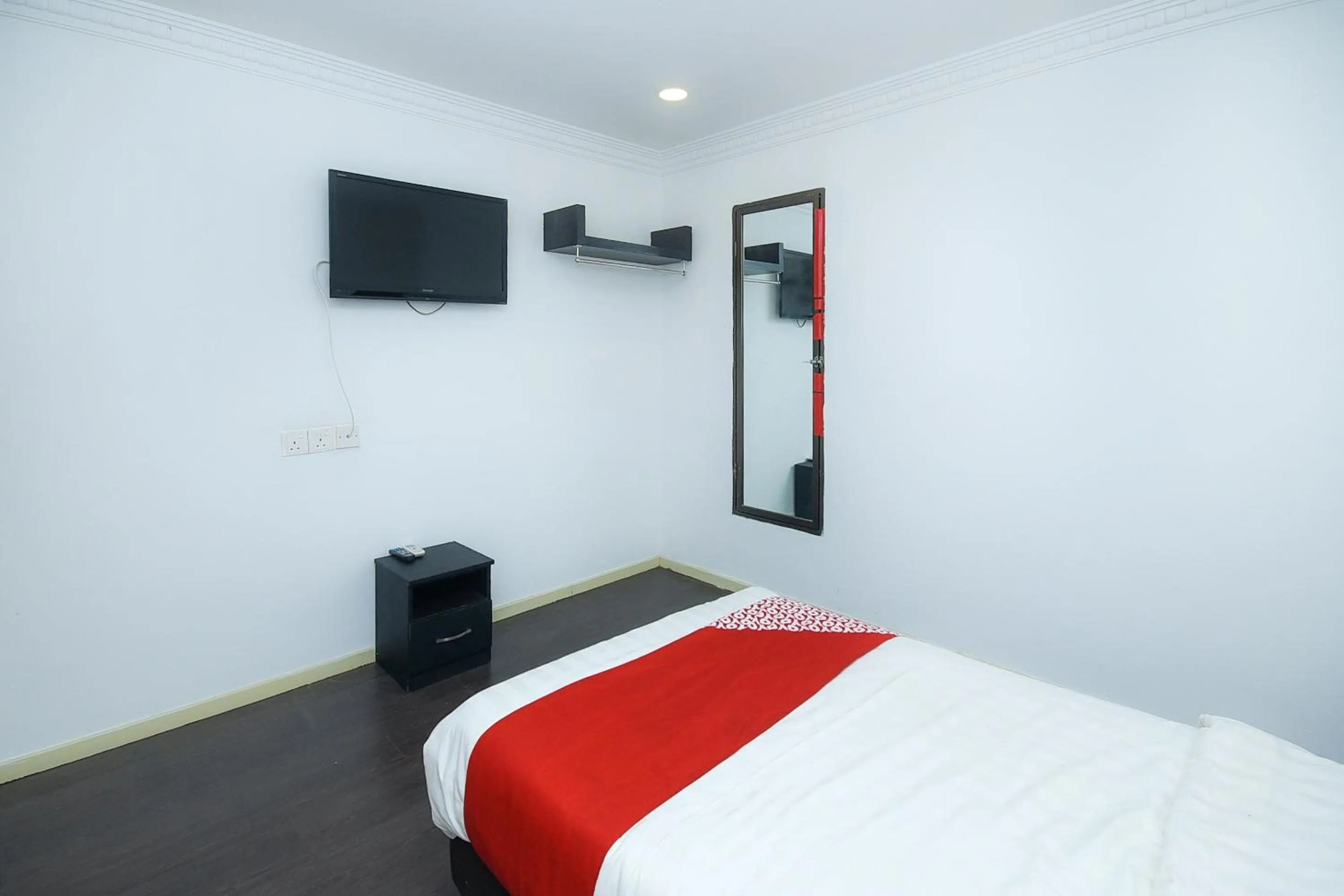 Bedroom in Hotel O River Inn