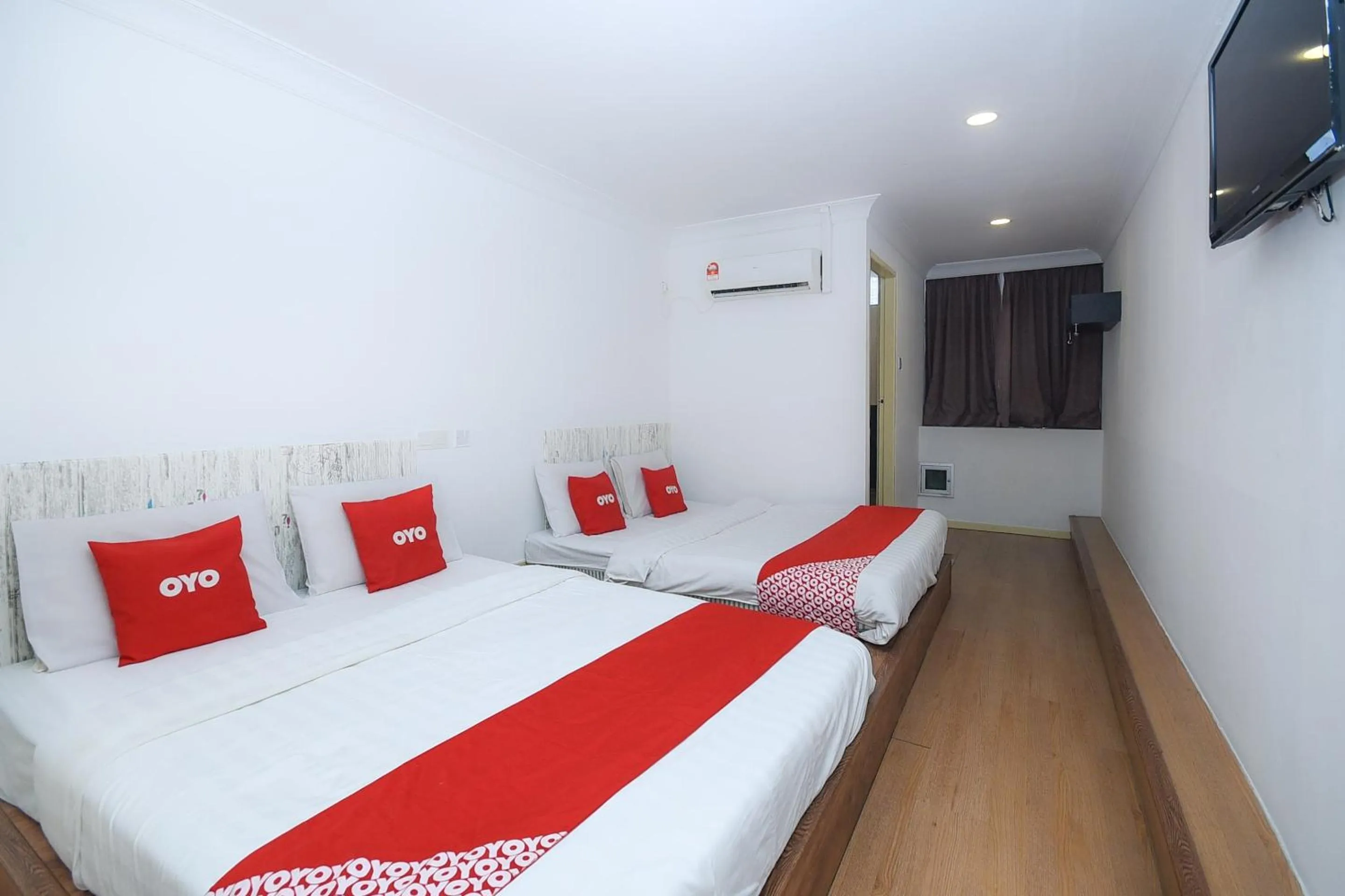 Bedroom in Hotel O River Inn