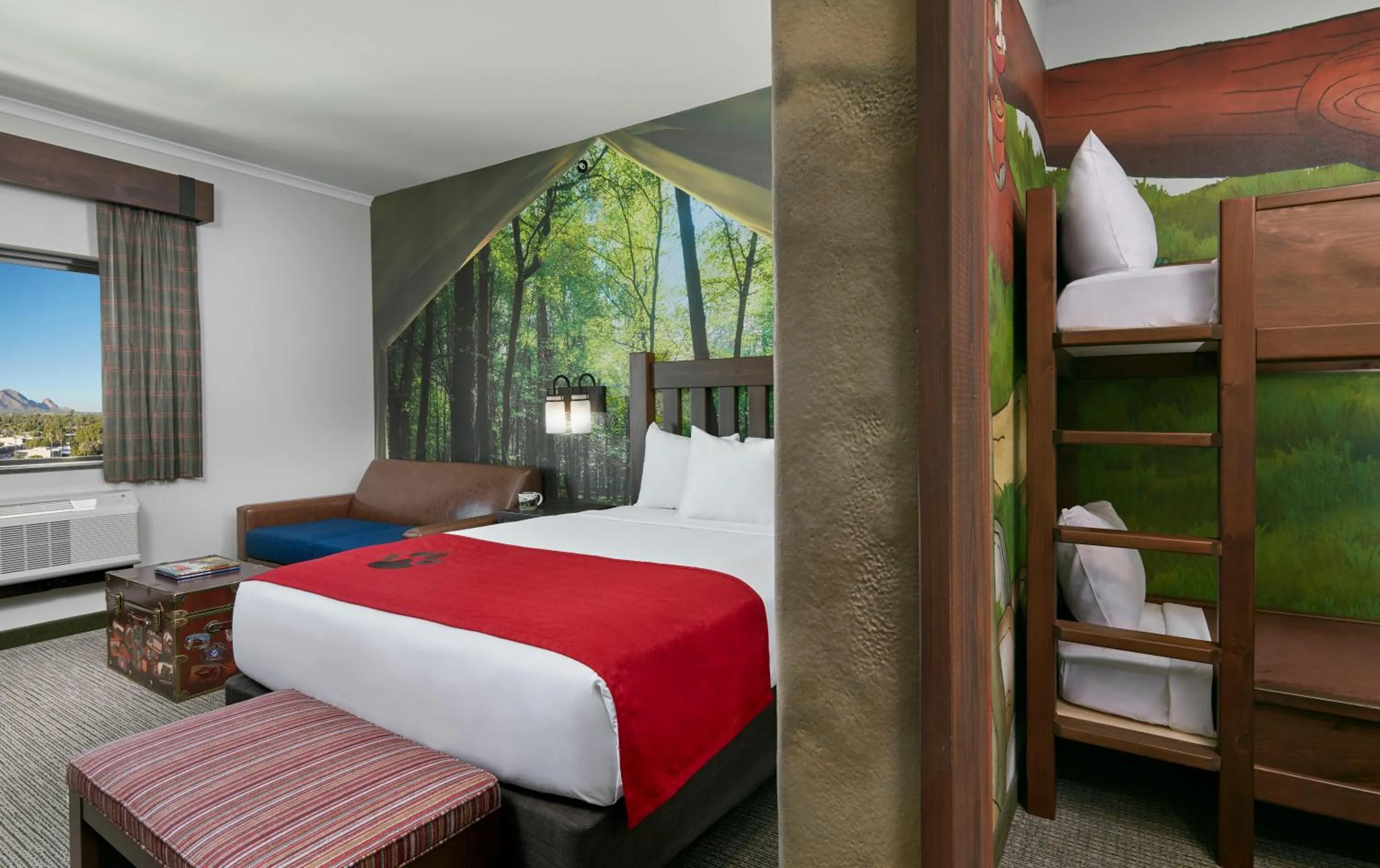 Bed in Great Wolf Lodge Georgia