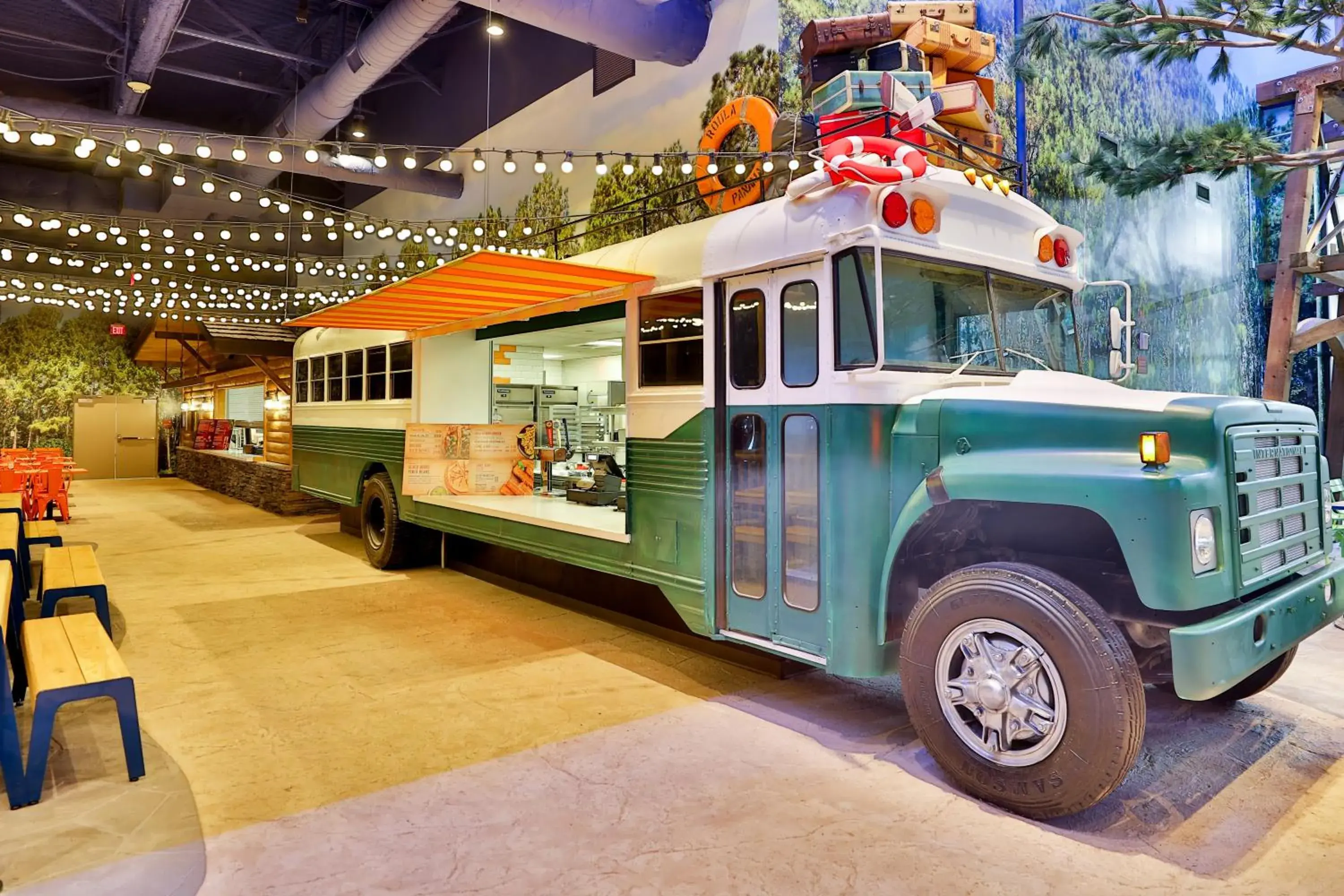 Restaurant/places to eat in Great Wolf Lodge Georgia Restaurant/places to eat in Great Wolf Lodge Georgia