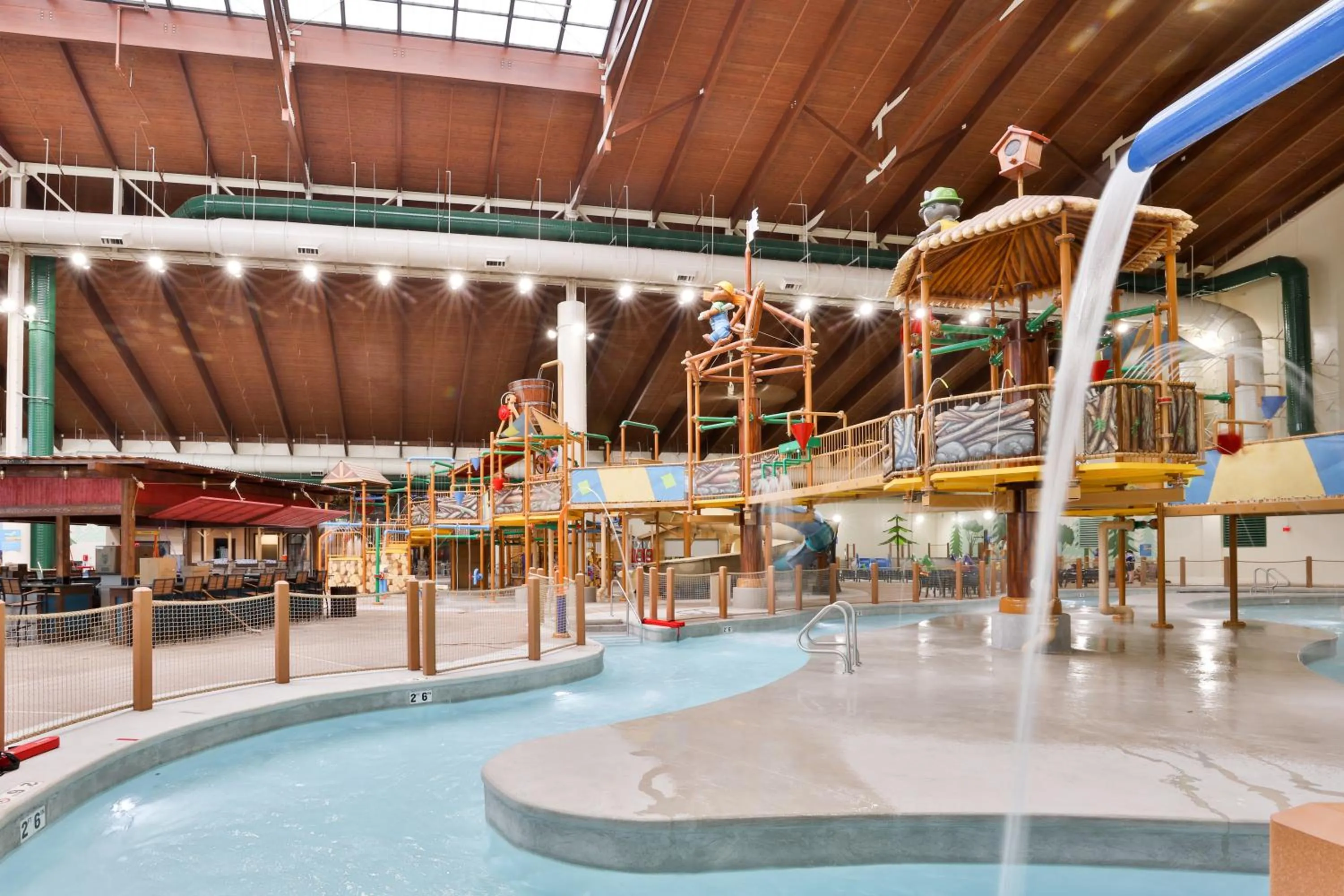 Aqua park in Great Wolf Lodge Georgia