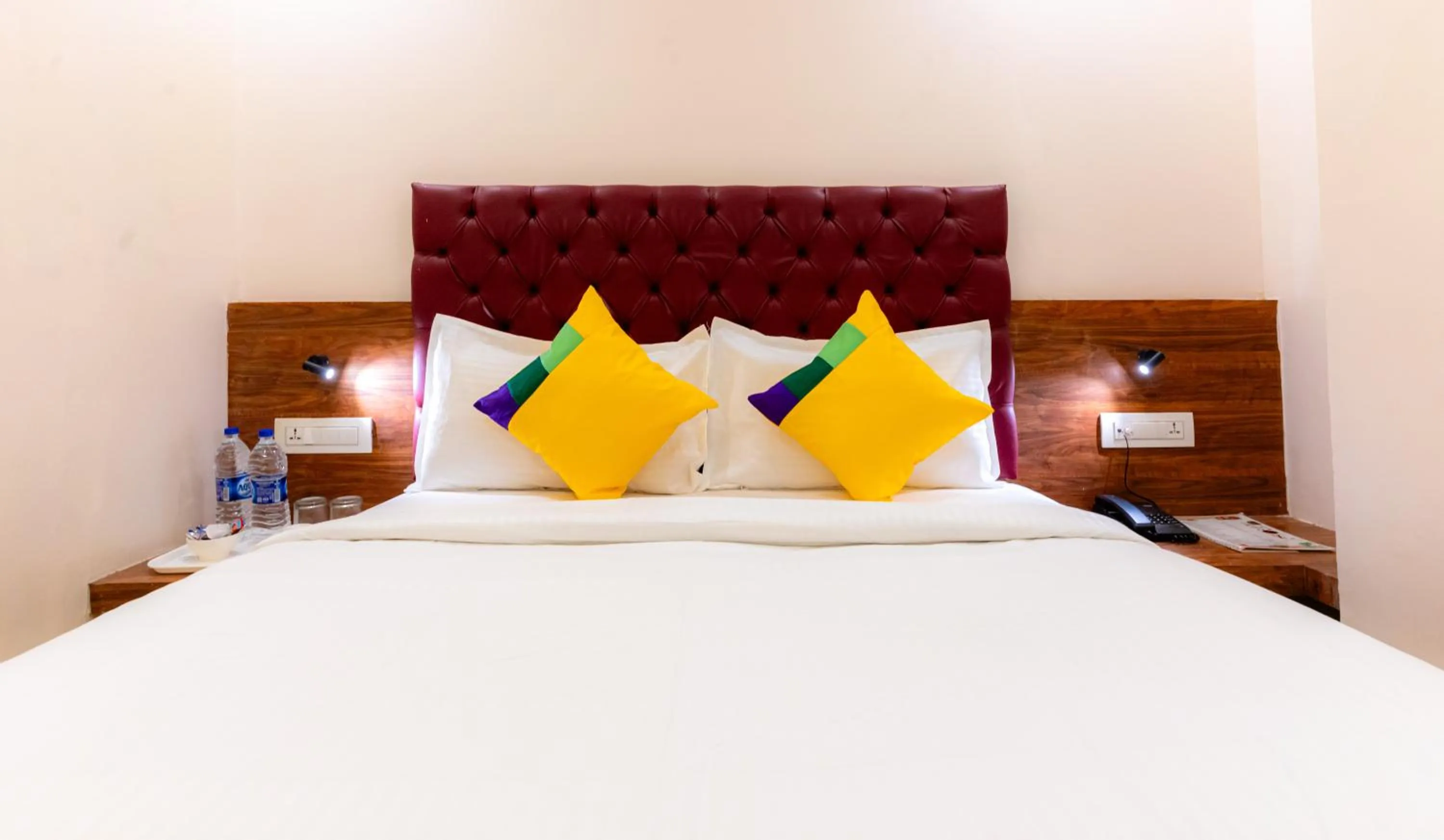 Bedroom, Bed in Itsy Hotels Elegant