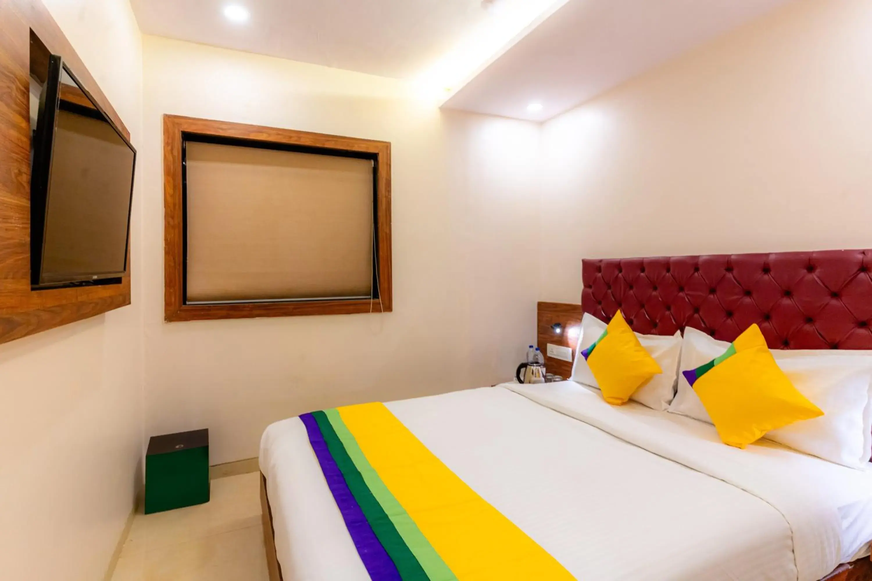 Bed in Itsy Hotels Elegant Bed in Itsy Hotels Elegant