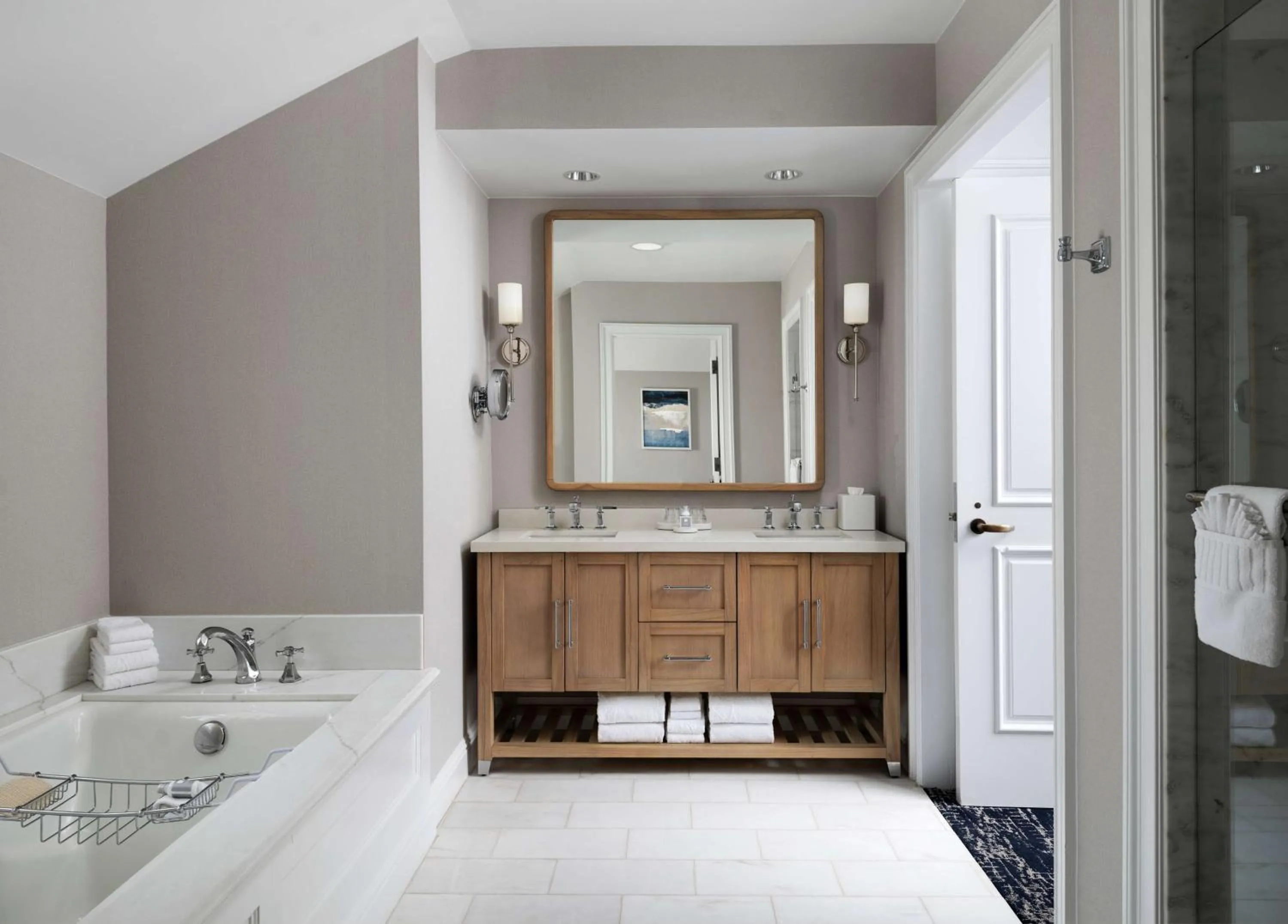 Bathroom in Beach Village at The Del, LXR Hotels & Resorts