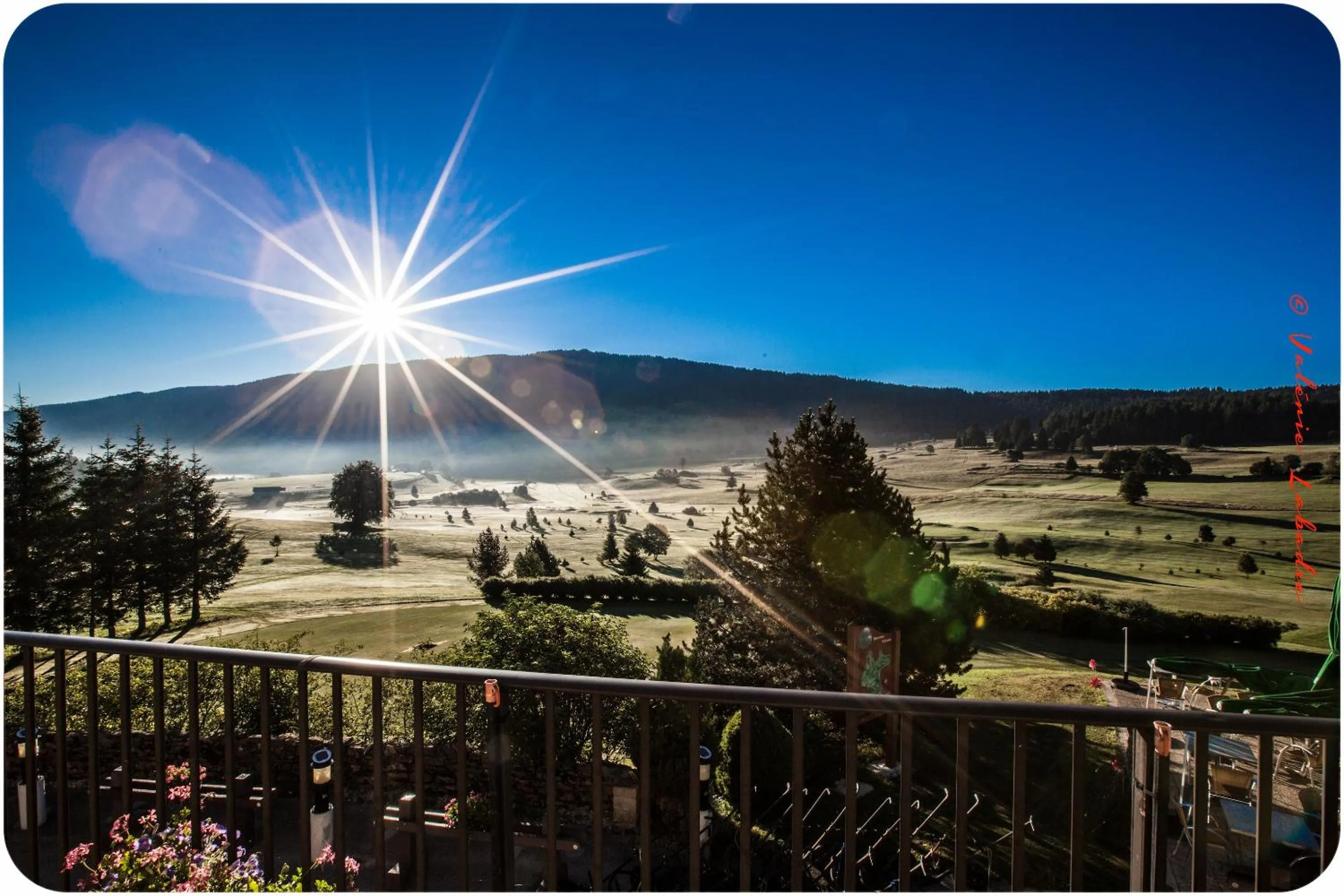 Balcony/Terrace in Domaine du Mont-Saint-Jean