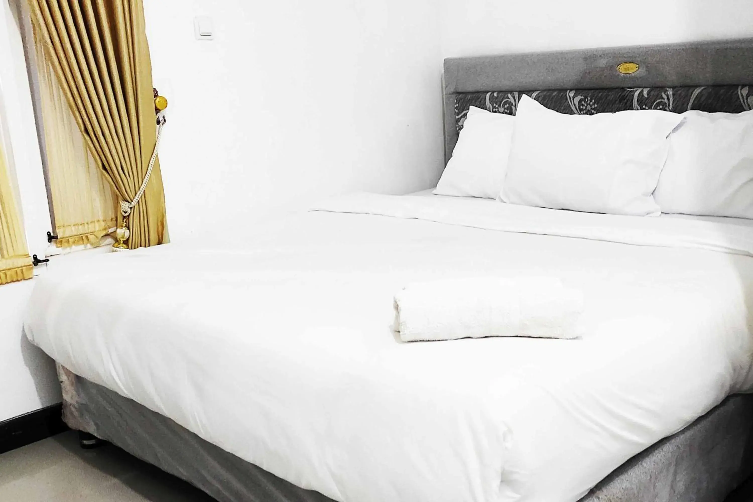 Pertiwi Homestay Near Museum Angkut Batu Mitra RedDoorz Pertiwi Homestay Near Museum Angkut Batu Mitra RedDoorz