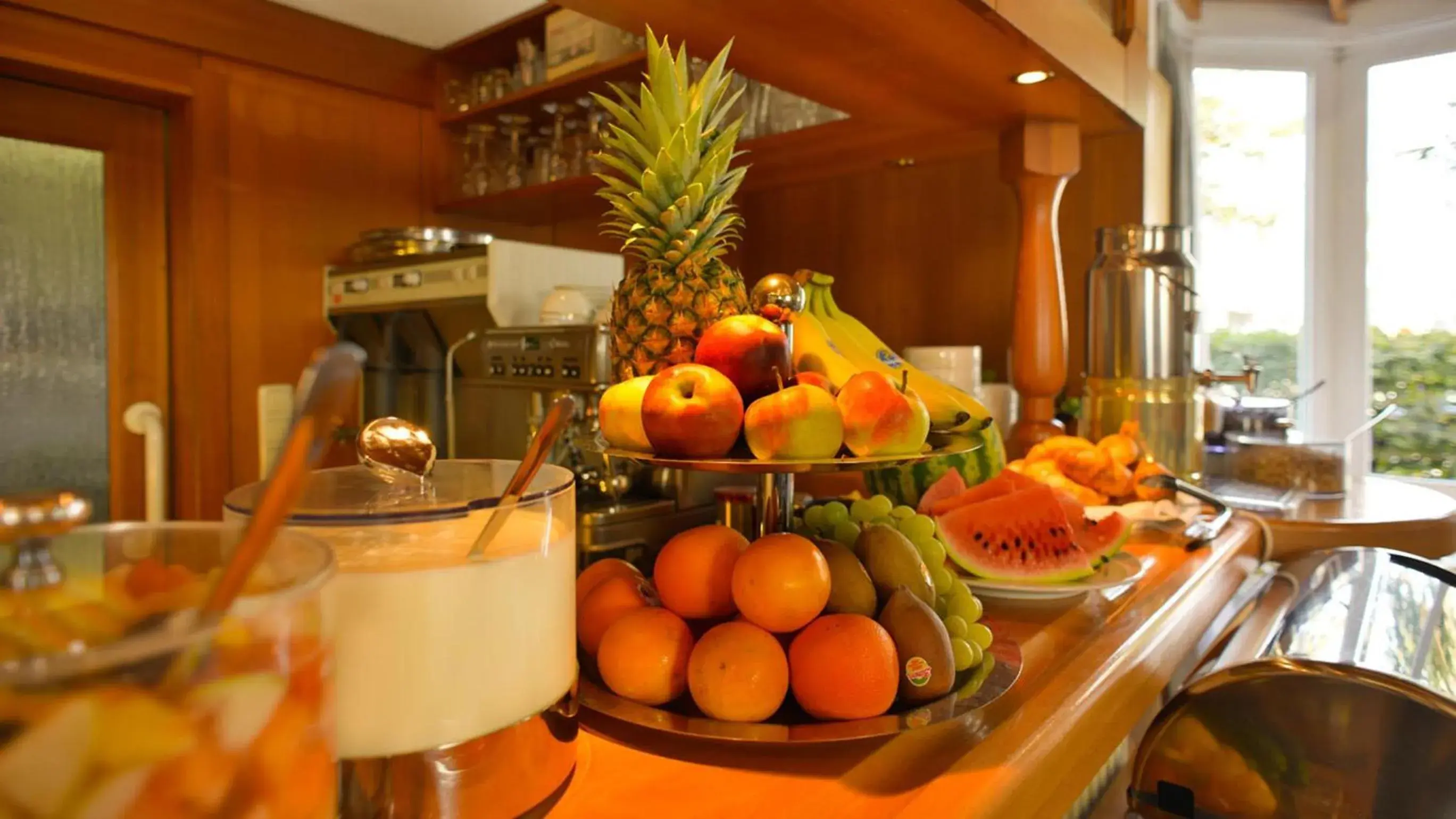 Food and drinks, Food in Hotel Amenity