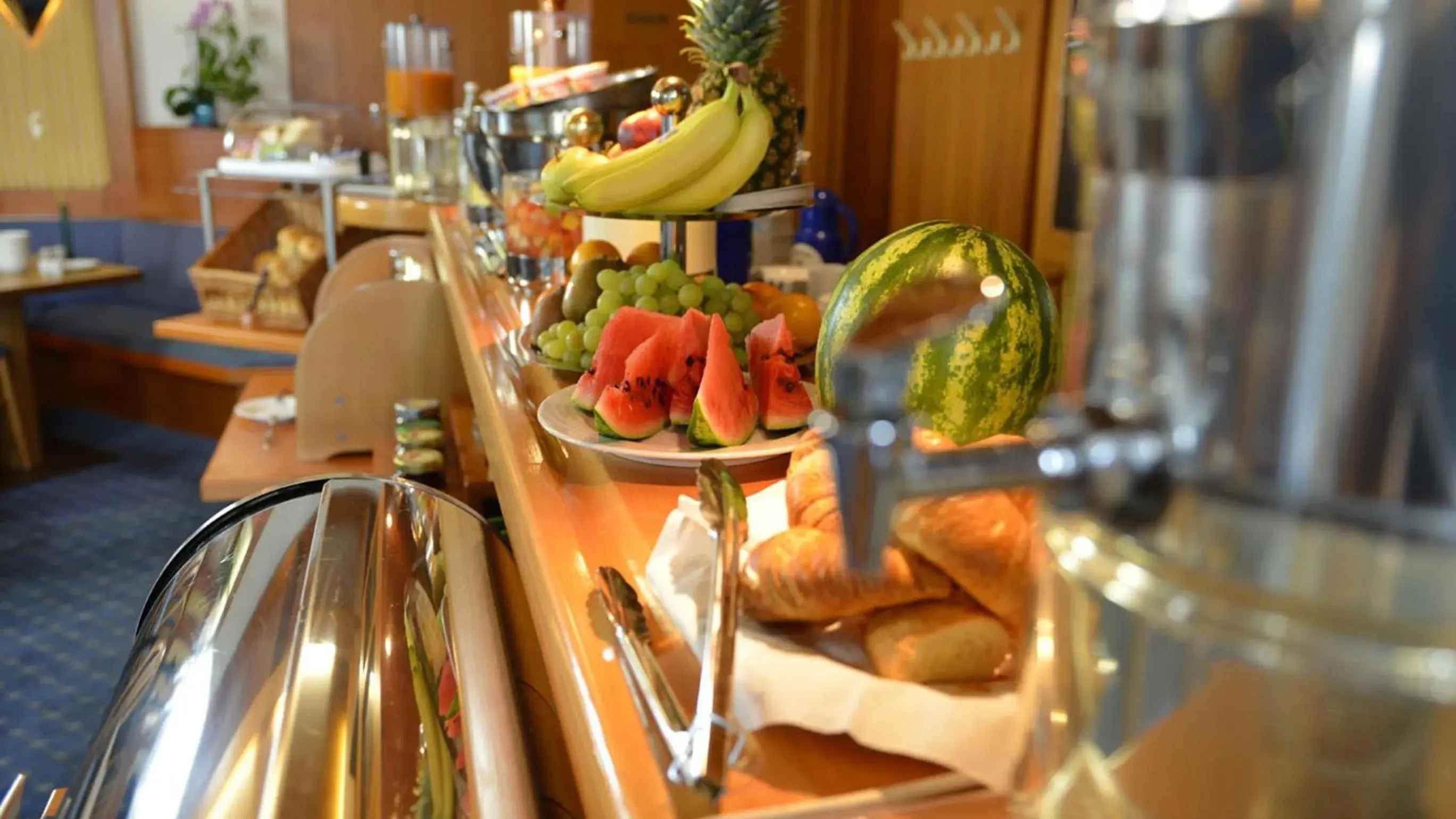 Food and drinks in Hotel Amenity