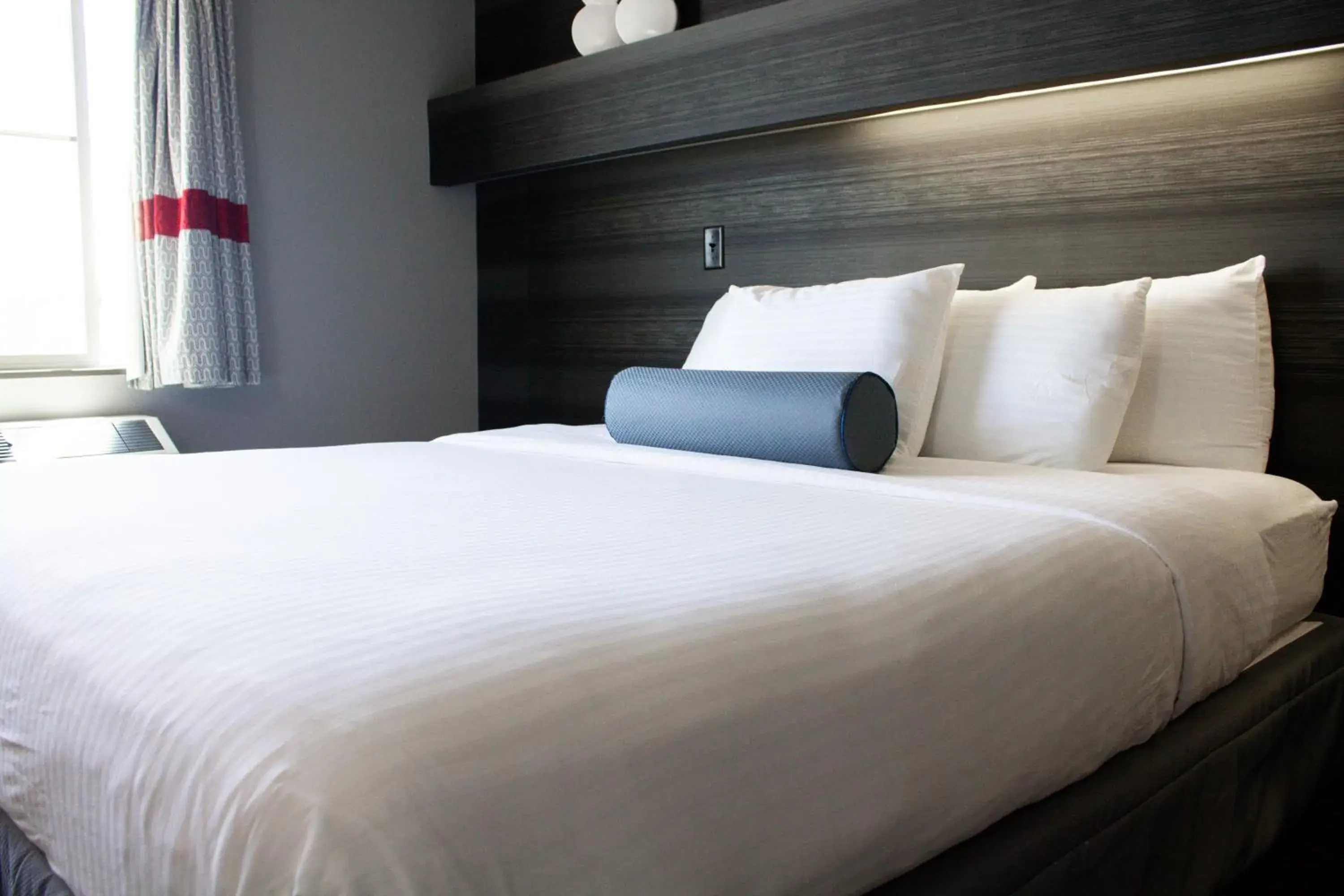 Bed in Metropolis Resort - Eau Claire Bed in Metropolis Resort - Eau Claire